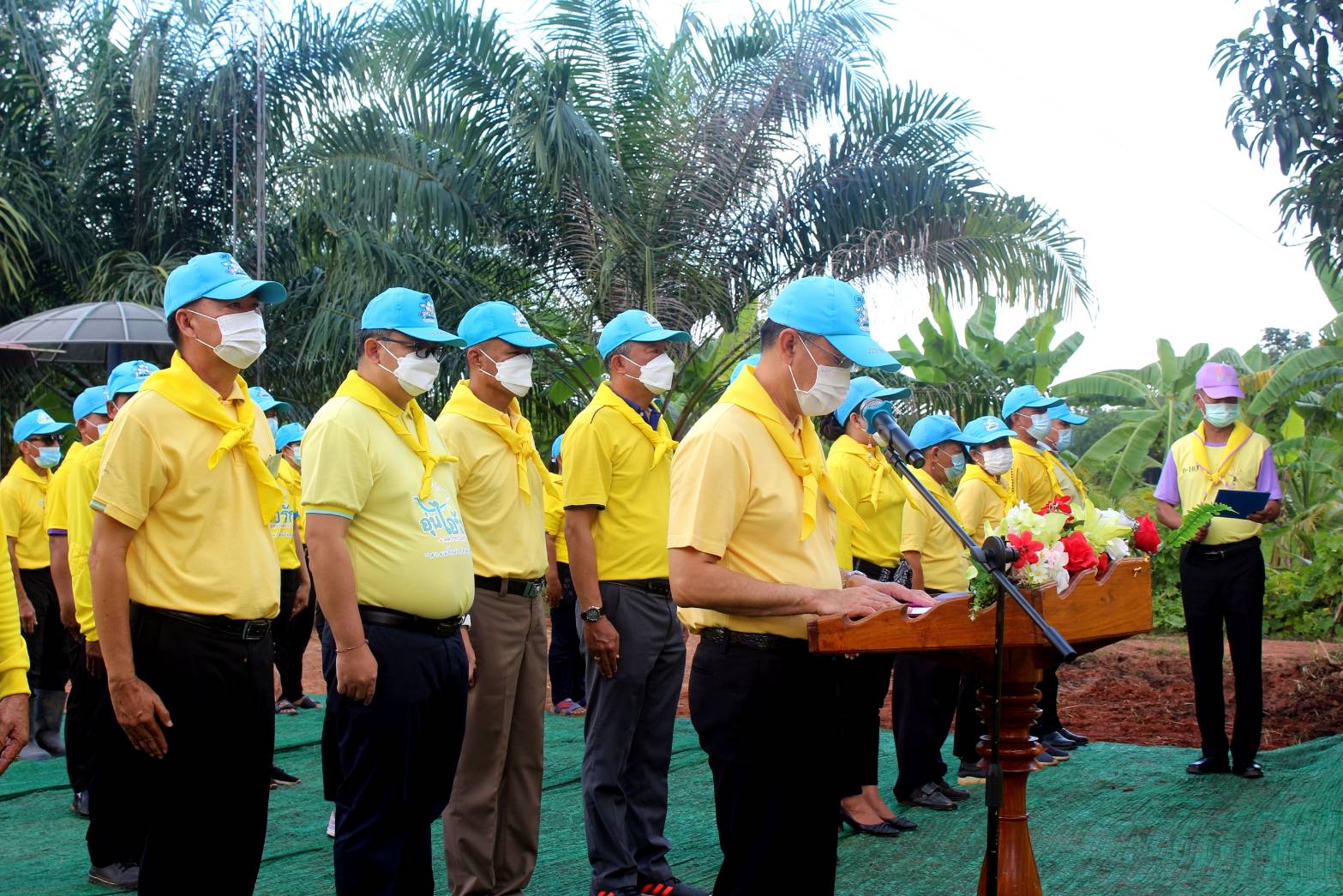 จังหวัดหนองคาย Kick off กิจกรรม “จิตอาสาพัฒนาชุมชนเอามื้อสามัคคี” เพื่อเฉลิมพระเกียรติเนื่องในโอกาสมหามงคลเฉลิมพระชนมพรรษาพระบาทสมเด็จพระปรเมนทรรามาธิบดีศรีสินทรมหาวชิราลงกรณ พระวชิรเกล้าเจ้าอยู่หั