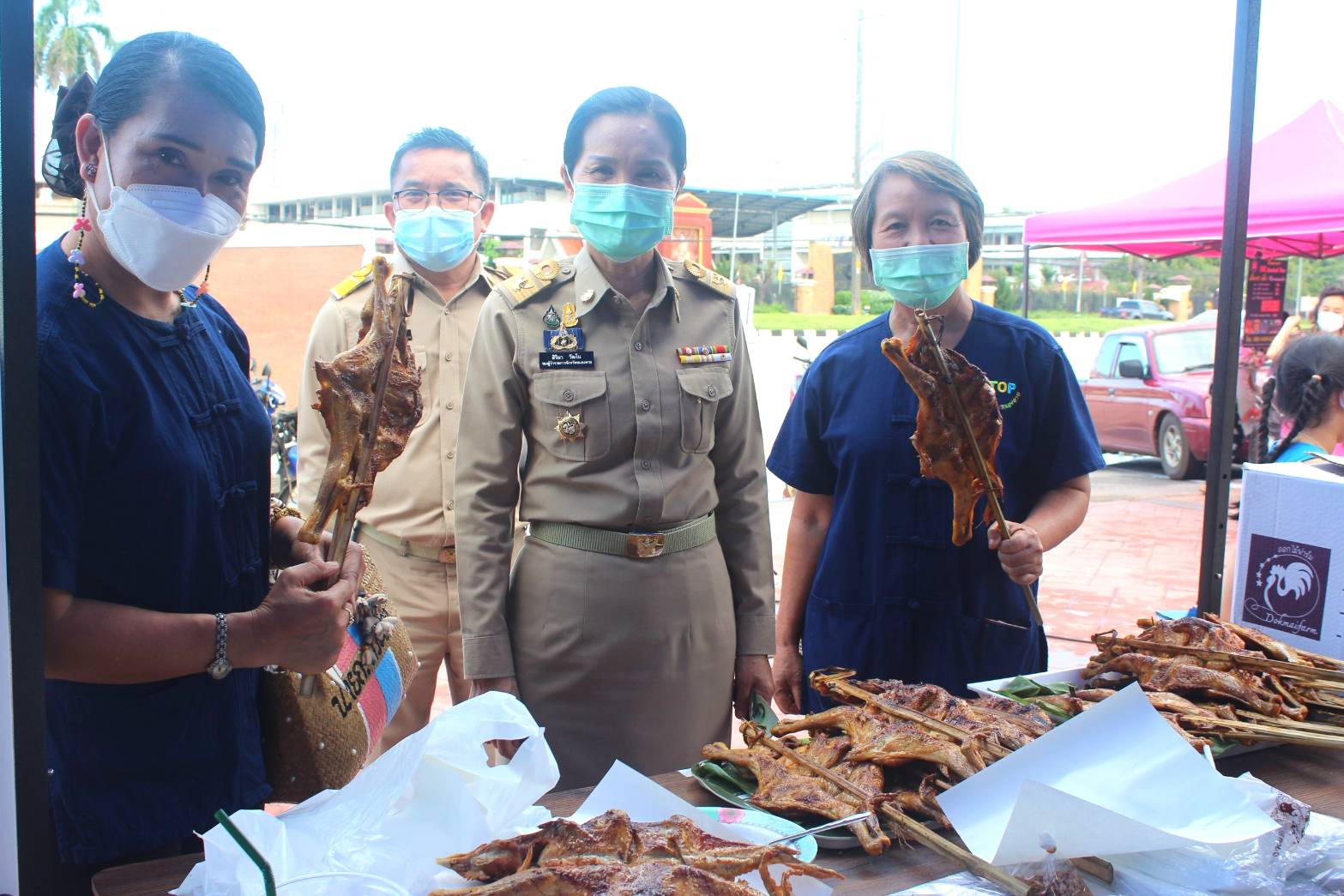 จังหวัดหนองคาย จัดตลาดชุมชน คนหนองคาย ร่วมใจฝ่าวิกฤตไปด้วยกัน