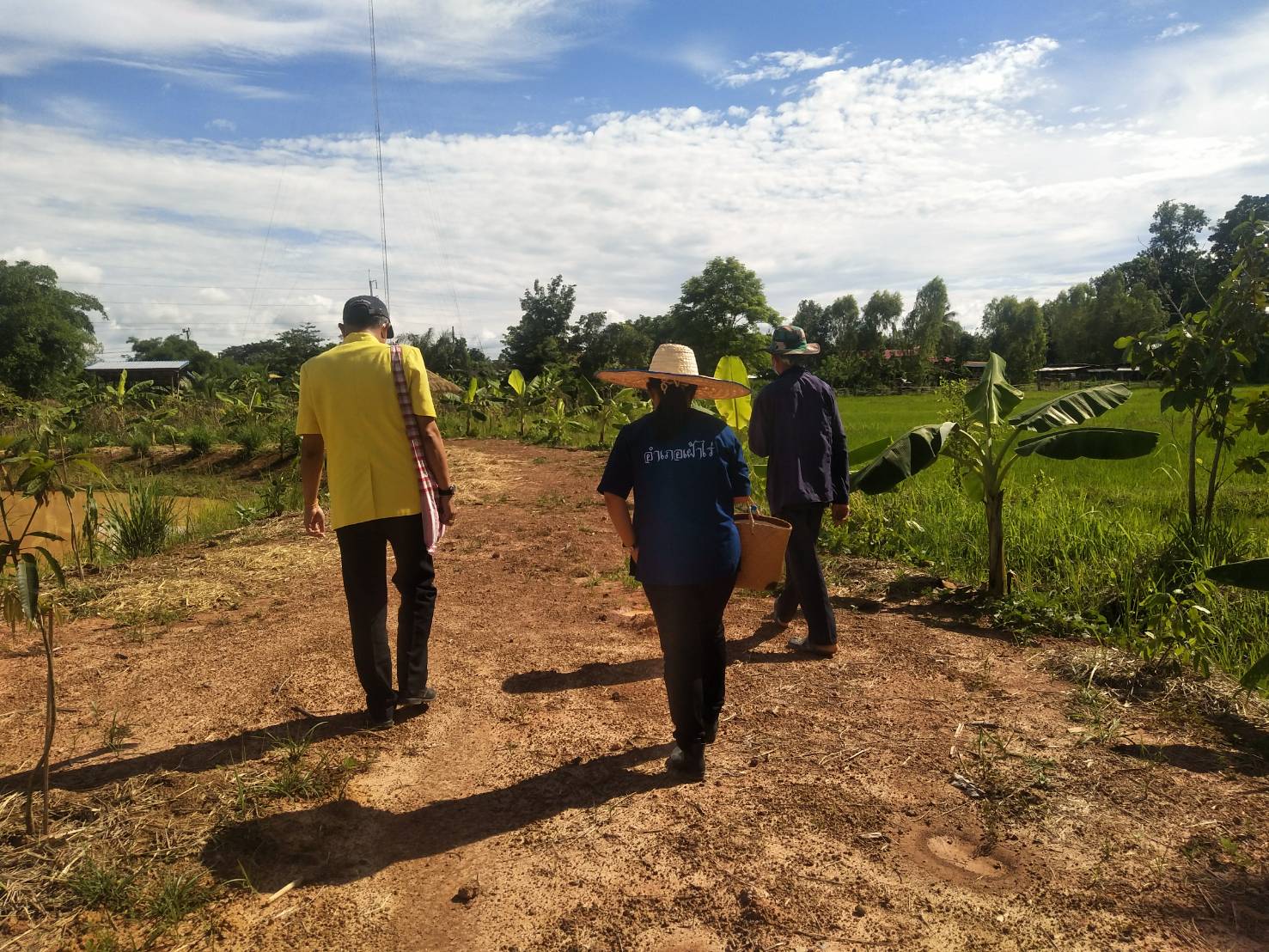 พช.หนองคาย ติดตามความก้าวหน้าการเตรียมความพร้อมจัดกิจกรรม “จิตอาสาพัฒนาชุมชนเอามื้อสามัคคี”