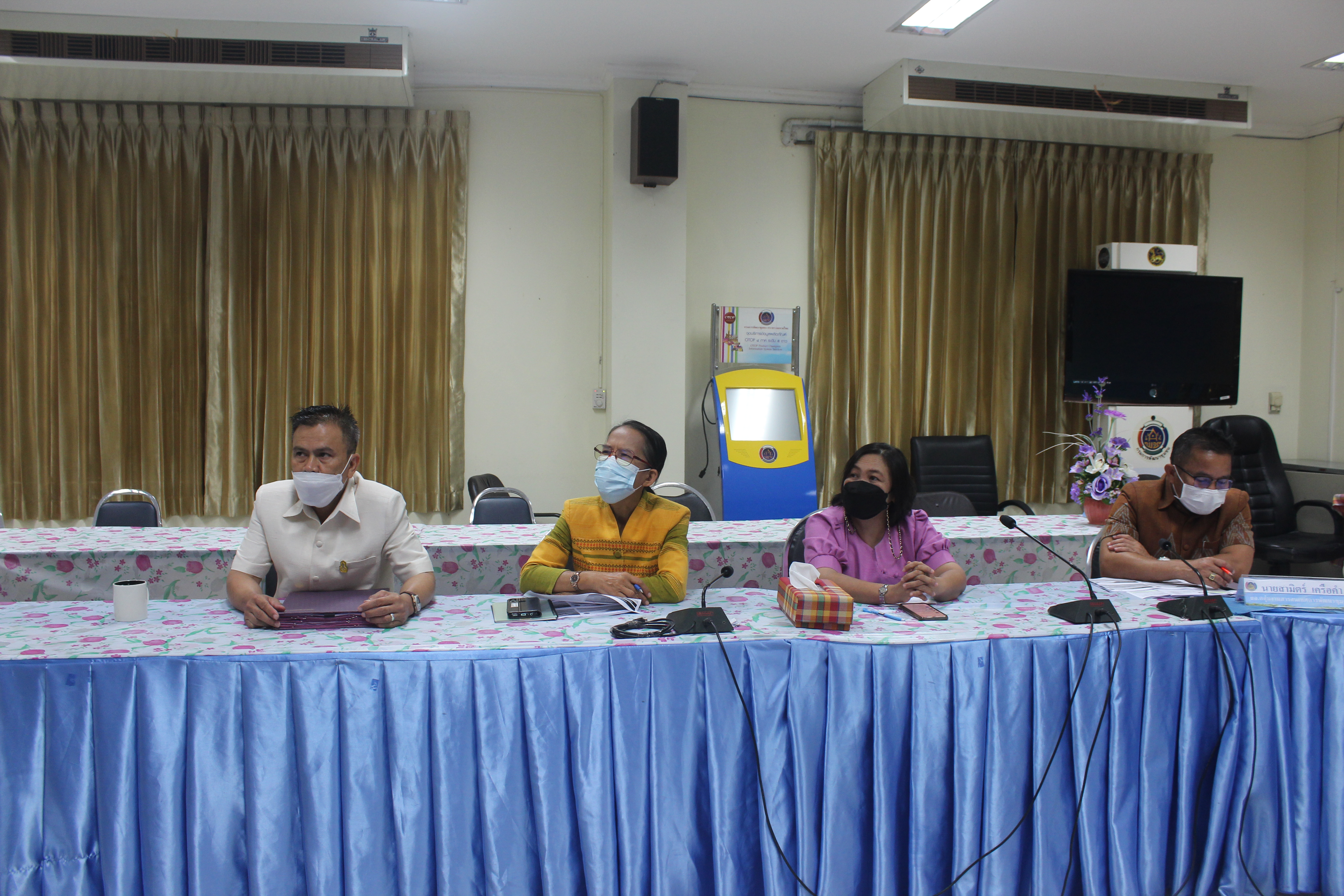 พช.หนองคาย ร่วมรับฟังการประชุมกรมการพัฒนาชุมชน ครั้งที่ 7/2564 ผ่านระบบวีดีทัศน์ทางไกล (Video Conference)