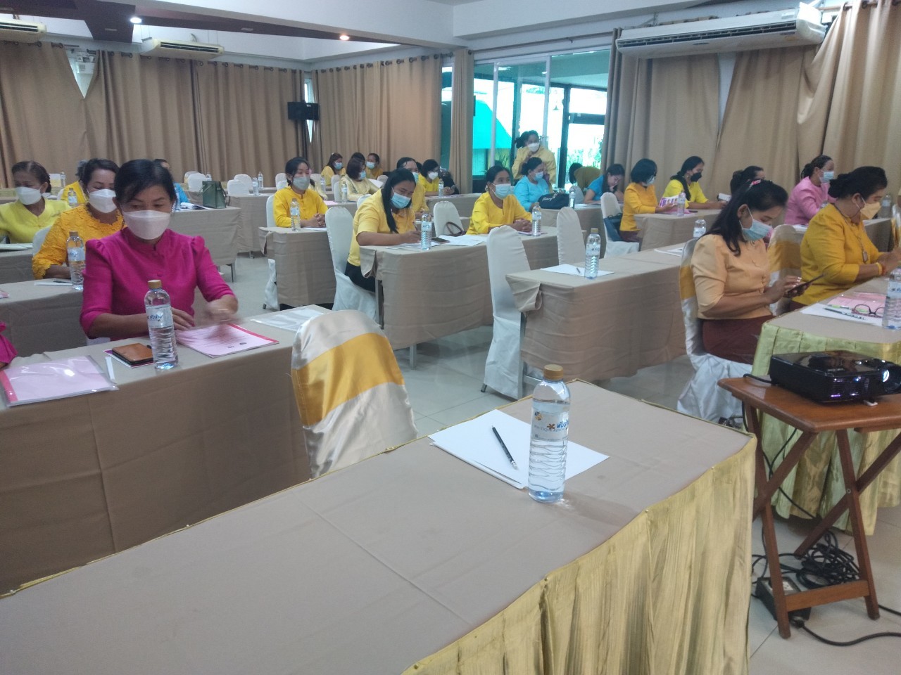 พช.หนองคาย เปิดโครงการพัฒนาระบบบริหารจัดการกองทุน และการประเมินทุนหมุนเวียน ประจำปีบัญชี 2564 กิจกรรมที่ 2 ประชุมติดตามการประเมินทุนหมุนเวียน ประจำปีบัญชี 2564