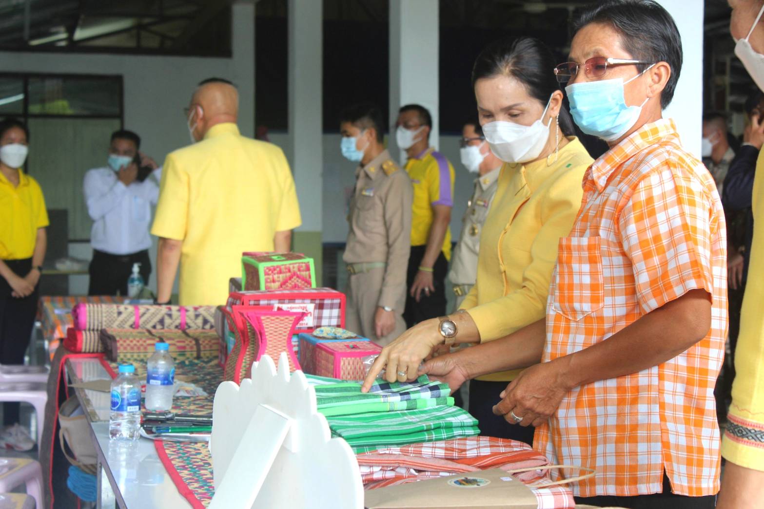 จังหวัดหนองคาย จัดกิจกรรมโครงการจังหวัดเคลื่อนที่ “หน่วยบำบัดทุกข์ บำรุงสุข สร้างรอยยิ้มให้ประชาชน” นำส่วนราชการออกให้บริการประชาชนในพื้นที่โรงเรียนอนุบาลสังคม ตำบลสังคม อำเภอสังคม​ จังหวัดหนองคาย