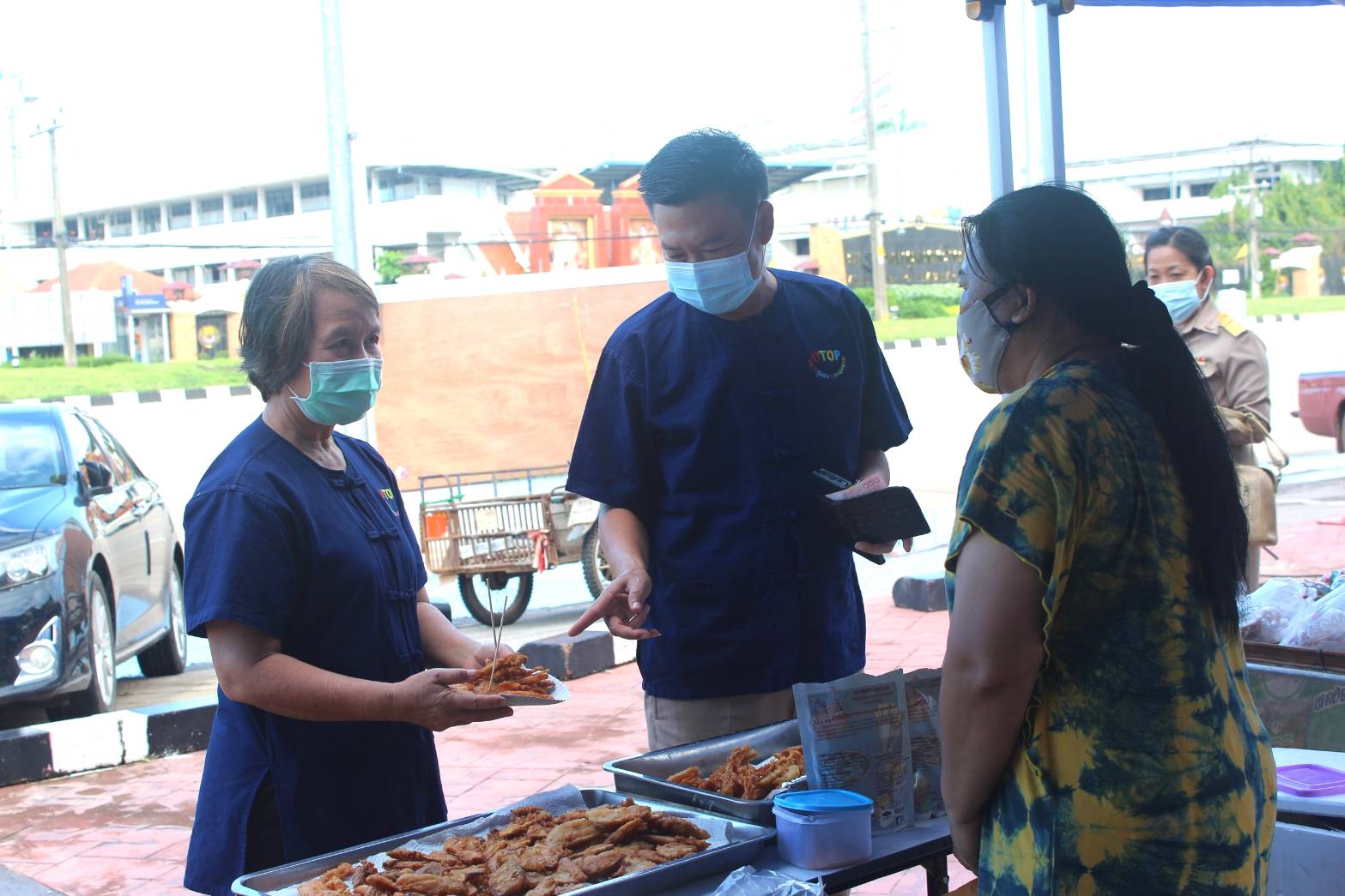 จังหวัดหนองคาย จัดตลาดชุมชน คนหนองคาย ร่วมใจฝ่าวิกฤตไปด้วยกัน