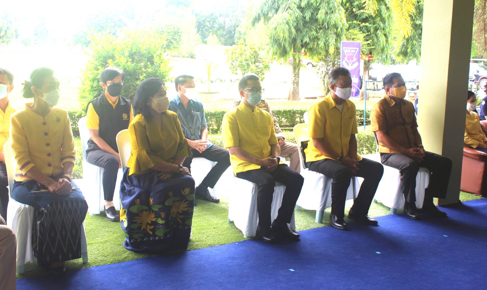 จังหวัดหนองคาย จัดกิจกรรมโครงการจังหวัดเคลื่อนที่ “หน่วยบำบัดทุกข์ บำรุงสุข สร้างรอยยิ้มให้ประชาชน” นำส่วนราชการออกให้บริการประชาชนในพื้นที่โรงเรียนอนุบาลสังคม ตำบลสังคม อำเภอสังคม​ จังหวัดหนองคาย