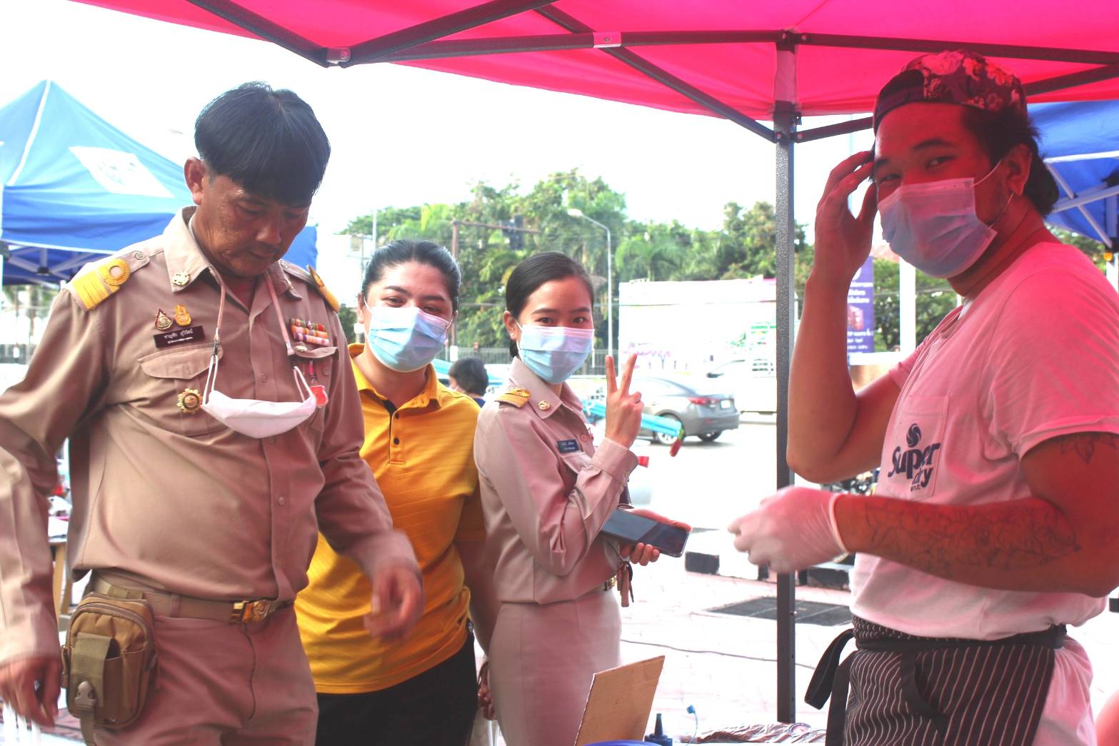 จังหวัดหนองคาย จัดตลาดชุมชน คนหนองคาย ร่วมใจฝ่าวิกฤตไปด้วยกัน