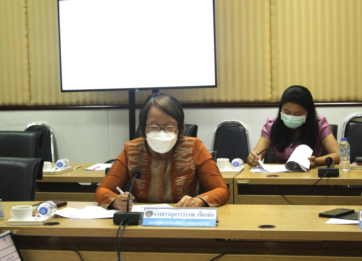 จังหวัดหนองคาย ประชุมโครงการคัดสรรกิจกรรมพัฒนาชุมชนดีเด่นประจำปี ๒๕๖๔ ครั้งที่ ๒/๒๕๖๔