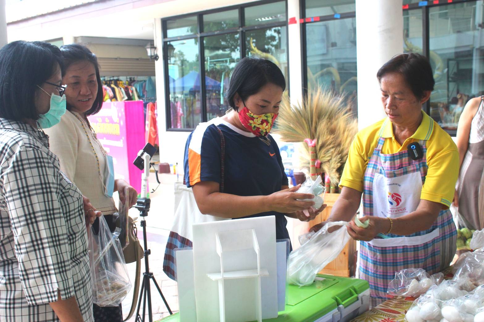 จังหวัดหนองคาย จัดตลาดชุมชน คนหนองคาย ร่วมใจฝ่าวิกฤตไปด้วยกัน