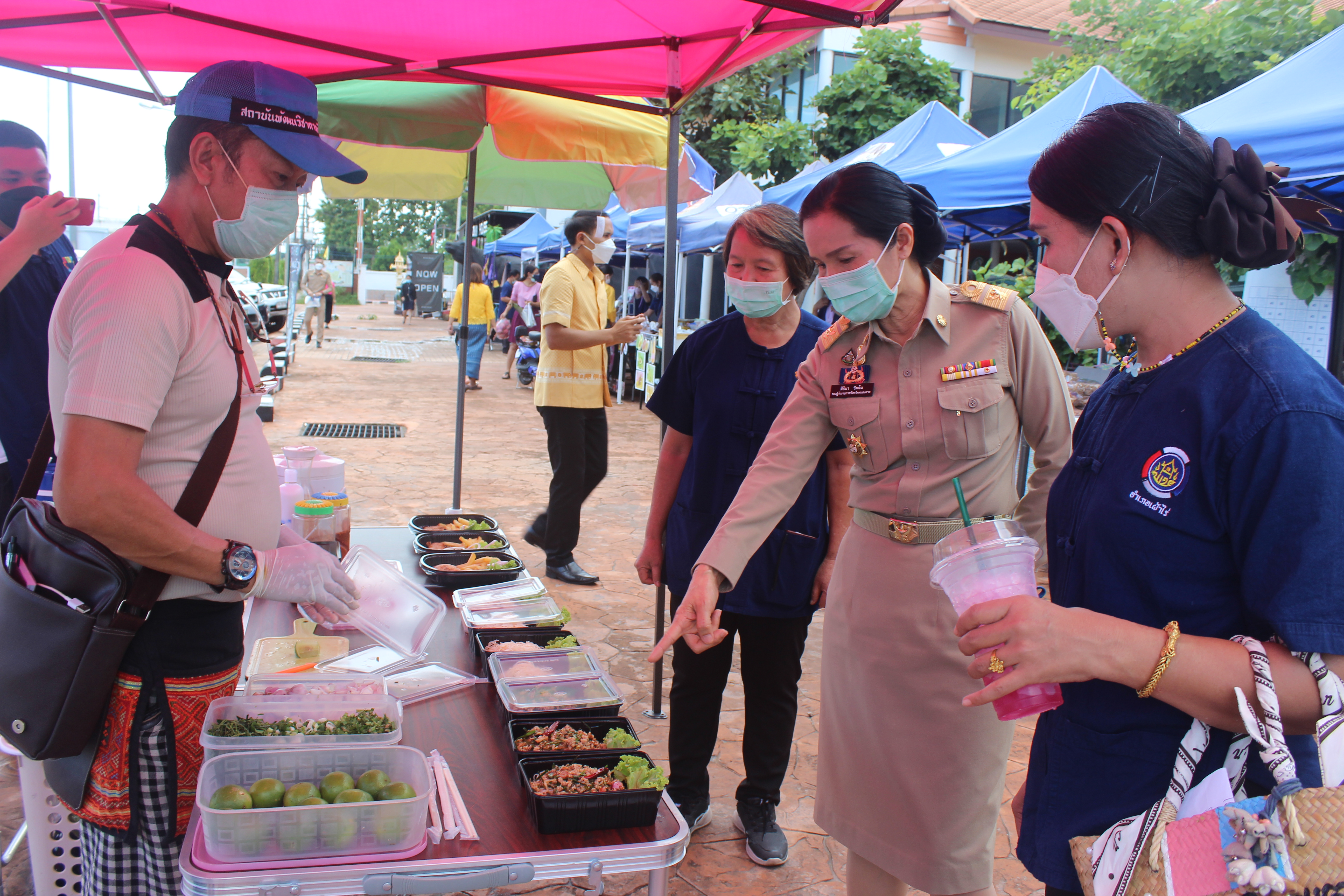 จังหวัดหนองคาย จัดตลาดชุมชน คนหนองคาย ร่วมใจฝ่าวิกฤตไปด้วยกัน