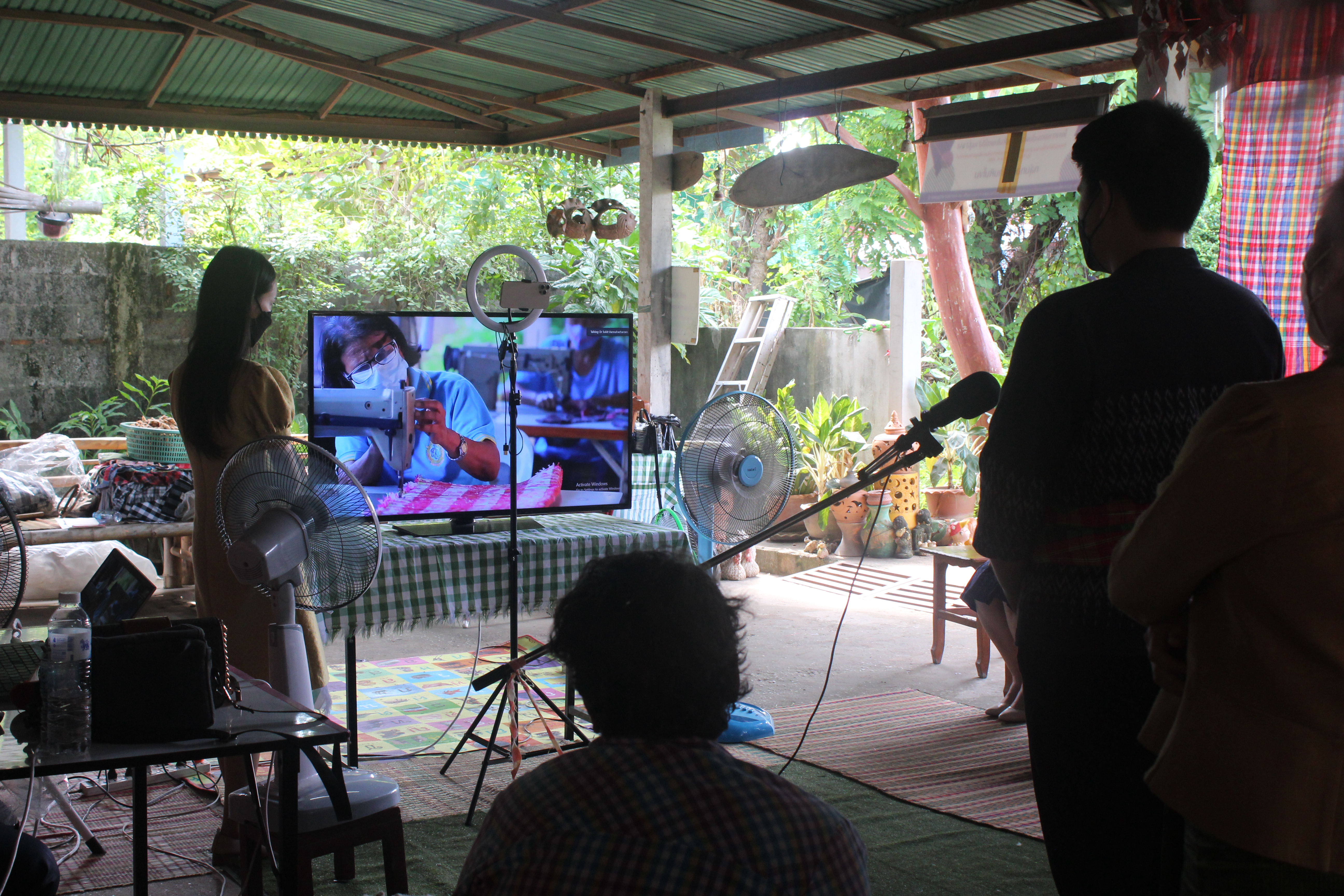 พช.หนองคาย เข้าร่วมกิจกรรมการประกวดและเผยแพร่ผลการดำเนินงานเครือข่ายองค์ความรู้ (KBO) ผ่านระบบประชุมออนไลน์ ZOOM Cloud Meeting