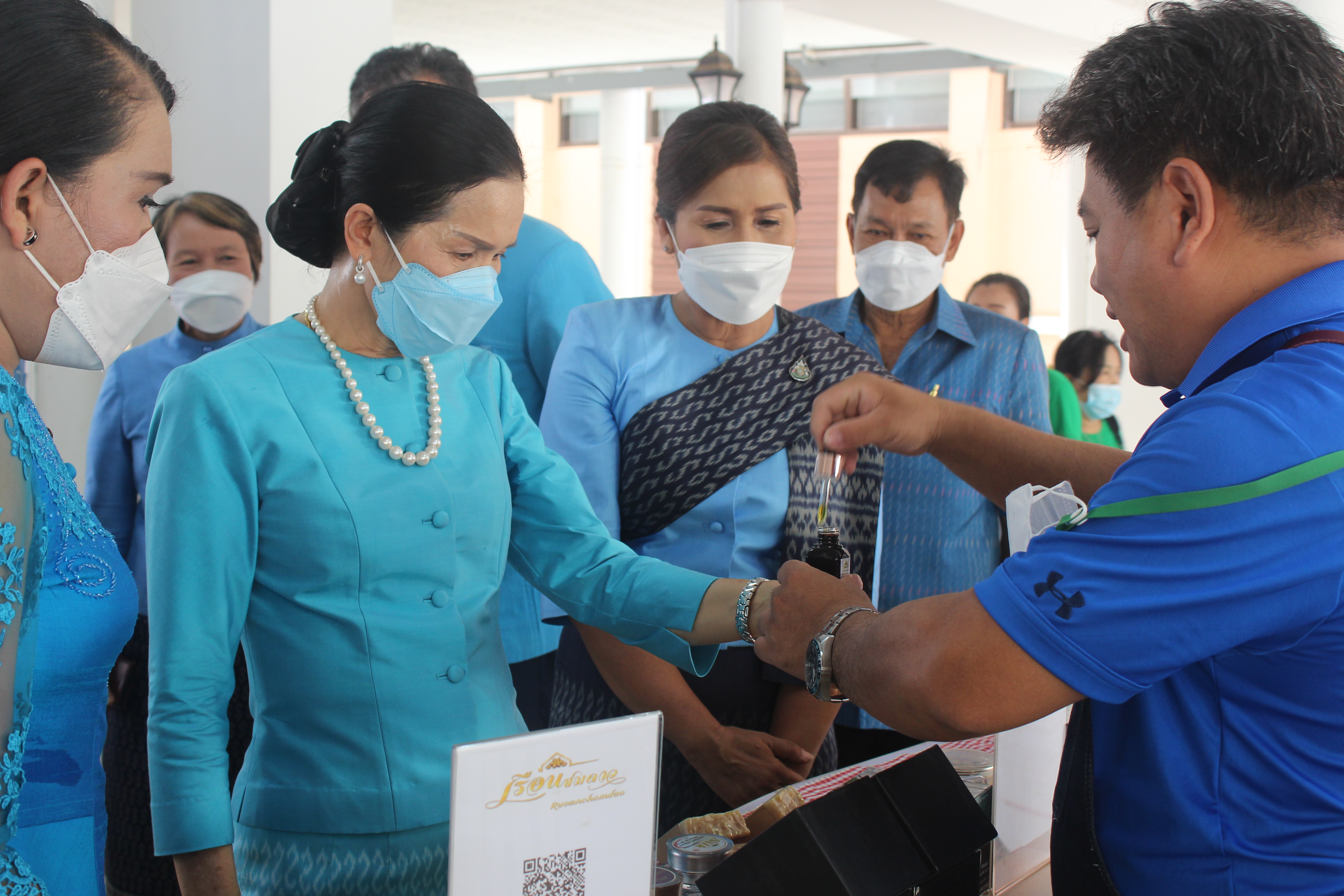 จังหวัดหนองคาย ดำเนินโครงการสร้างภาพลักษณ์ผู้นำสตรี สืบสาน ภูมิปัญญา “ผ้าไทย ใส่ให้สนุก”