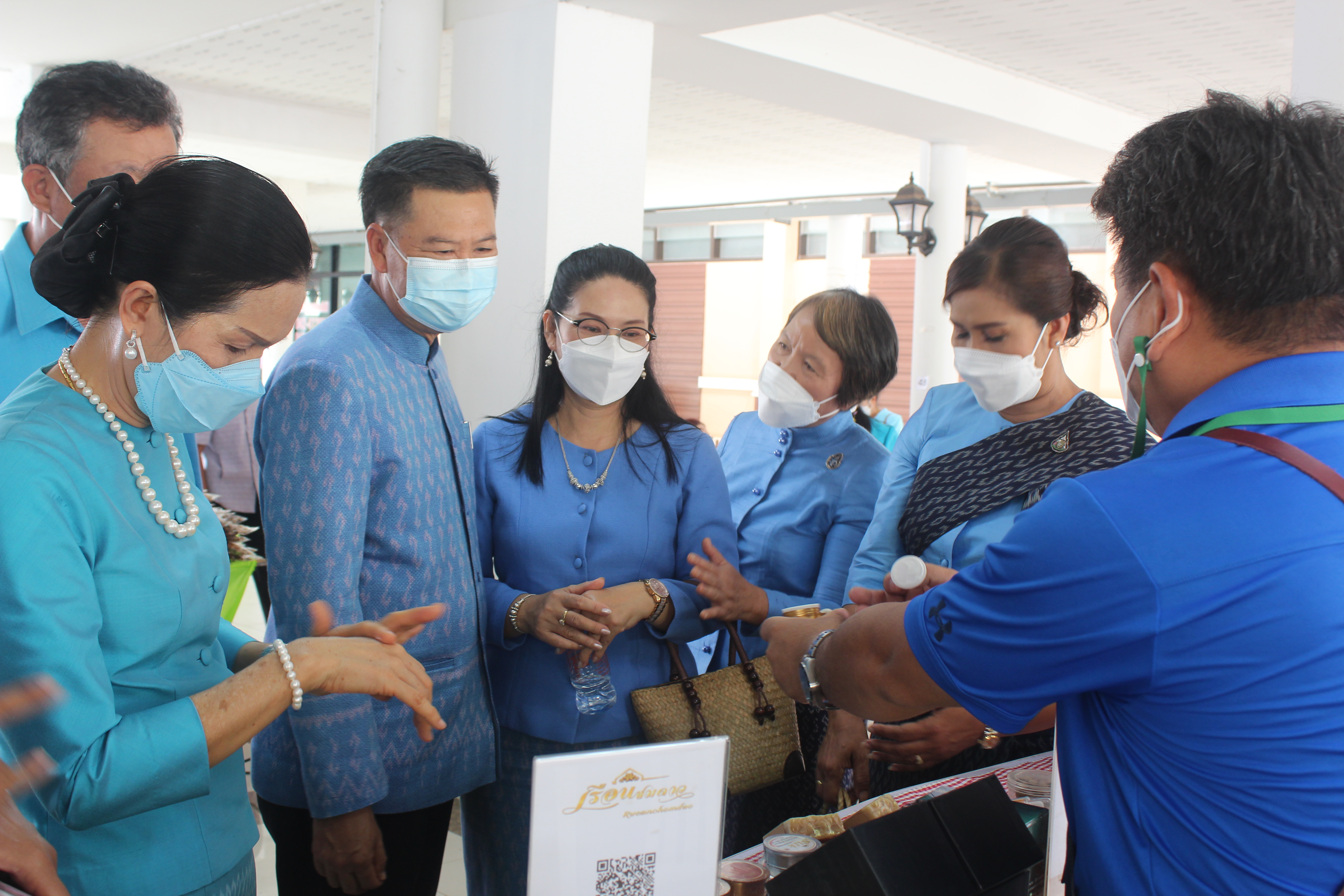 จังหวัดหนองคาย ดำเนินโครงการสร้างภาพลักษณ์ผู้นำสตรี สืบสาน ภูมิปัญญา “ผ้าไทย ใส่ให้สนุก”