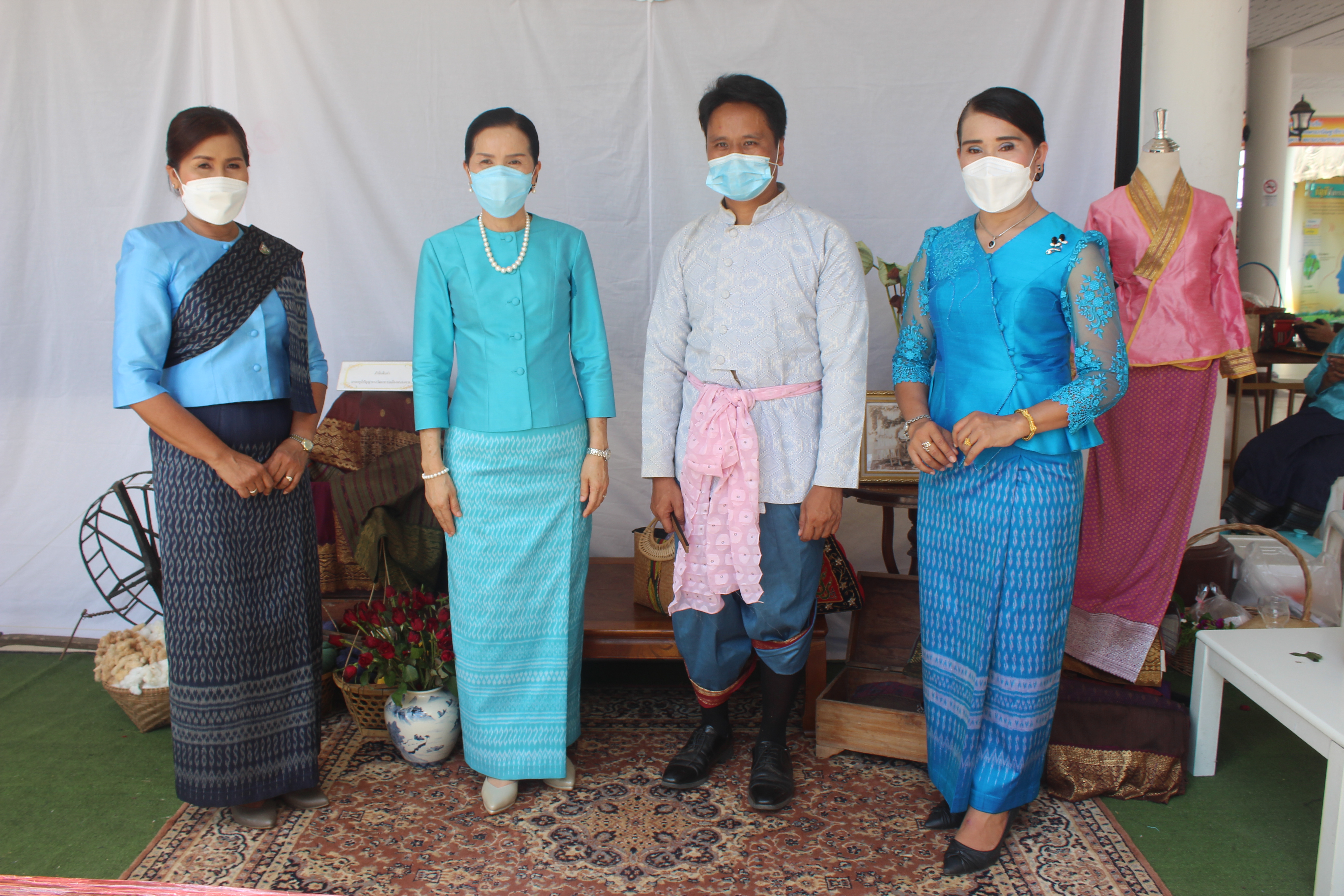 จังหวัดหนองคาย ดำเนินโครงการสร้างภาพลักษณ์ผู้นำสตรี สืบสาน ภูมิปัญญา “ผ้าไทย ใส่ให้สนุก”