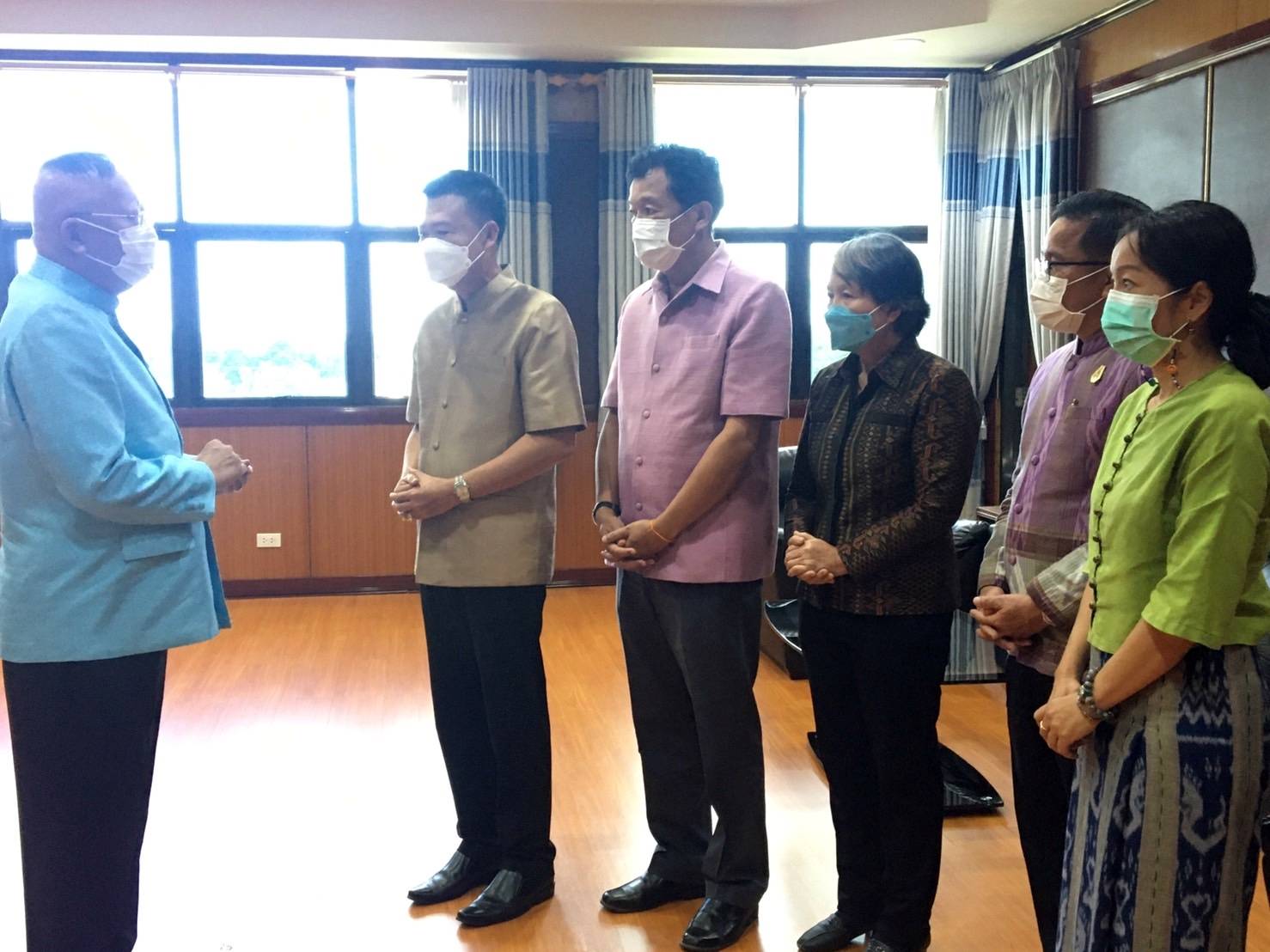 พช.หนองคาย ร่วมแสดงมุทิตาจิต ผู้ว่าราชการจังหวัดหนองคาย เนื่องในโอกาสครบเกษียณอายุราชการ ปี 2564