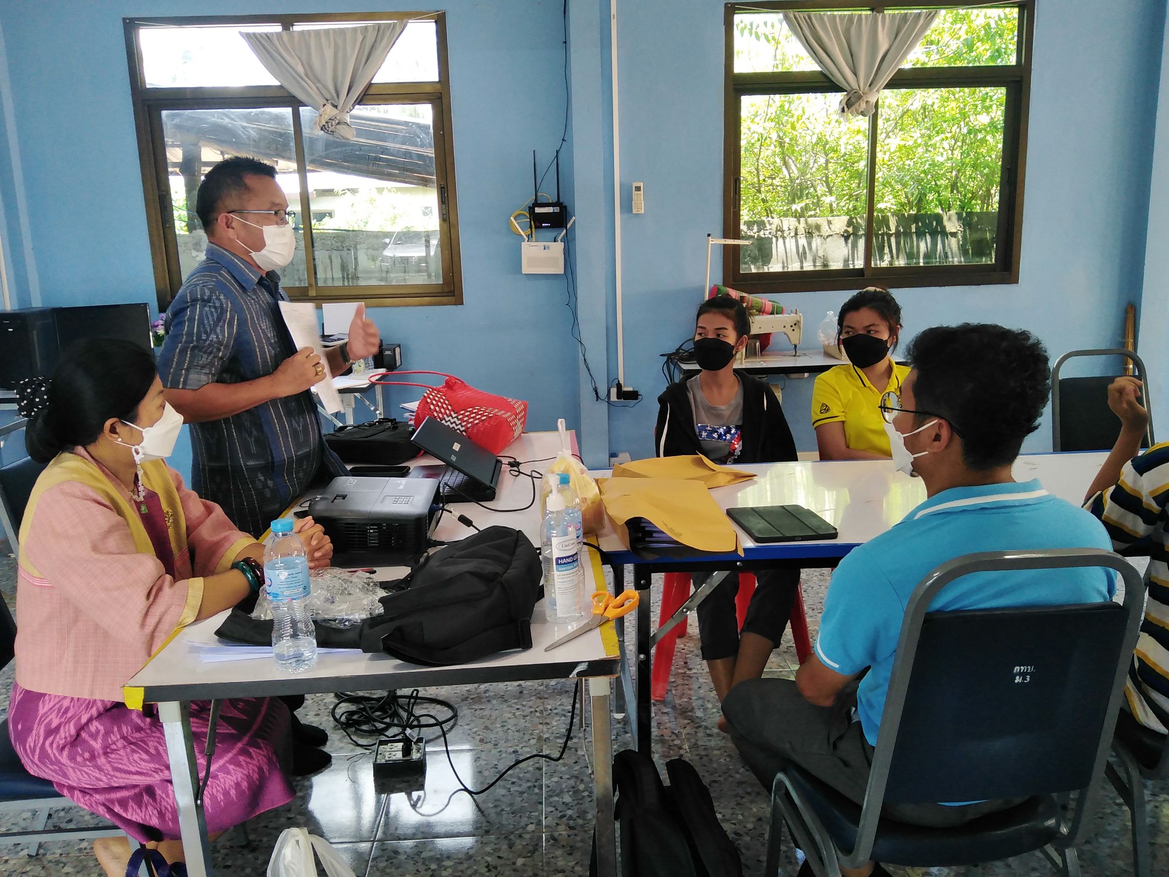 พช.หนองคาย ติดตามการดำเนินงานบริหารการจัดเก็บ และบันทึกข้อมูลความจำเป็นพื้นฐาน (จปฐ.) ระดับอำเภอ ประจำปี 2564 ณ บ้านเหล่าเจริญ หมู่ที่ 3 ตำบลนาดี อำเภอเฝ้าไร่