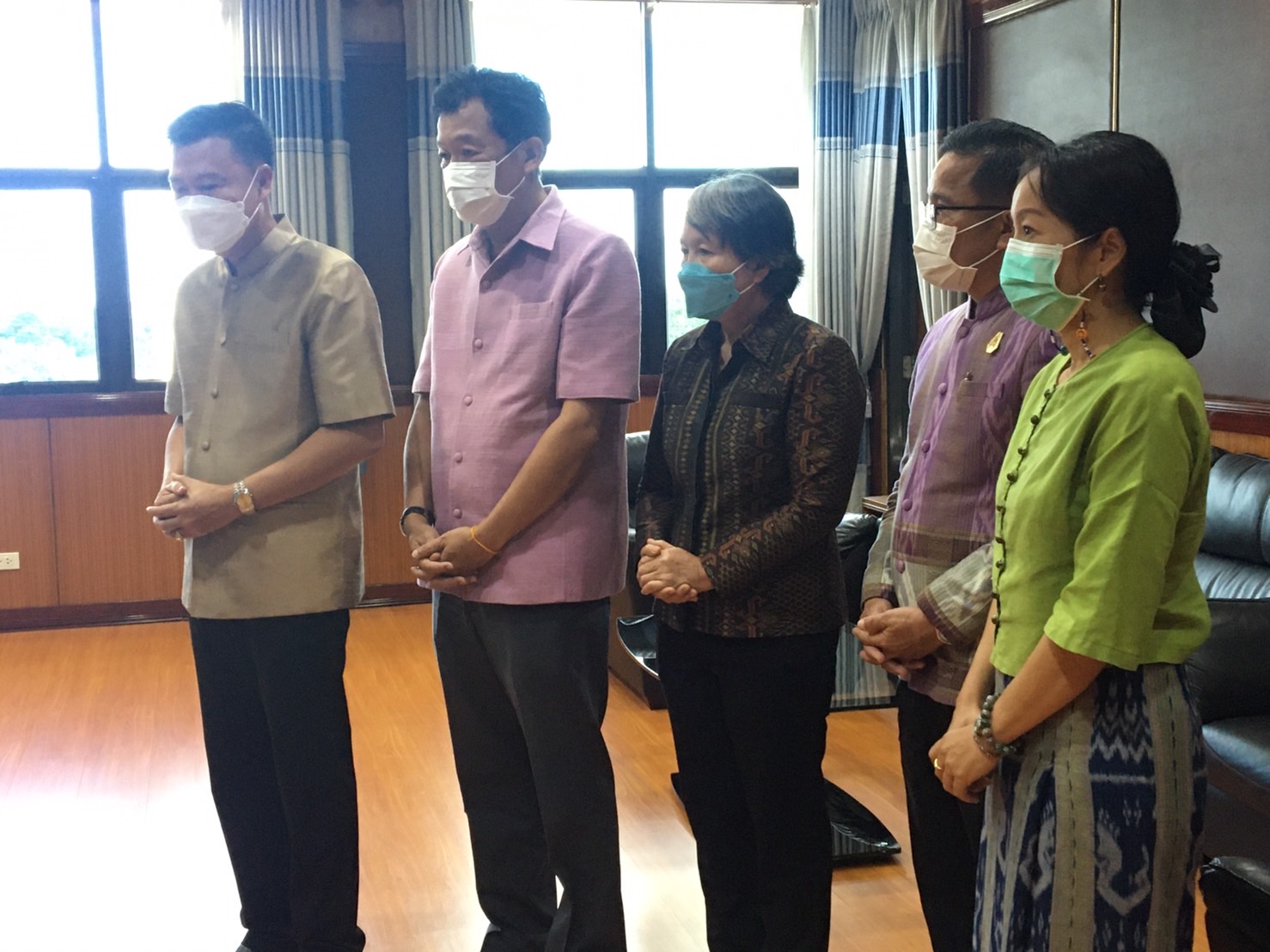 พช.หนองคาย ร่วมแสดงมุทิตาจิต ผู้ว่าราชการจังหวัดหนองคาย เนื่องในโอกาสครบเกษียณอายุราชการ ปี 2564