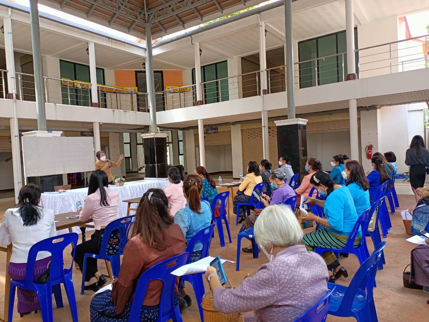 พช.หนองคาย จัดประชุมคัดเลือกคณะกรรมการพัฒนาสตรีจังหวัดหนองคาย (กพสจ.)