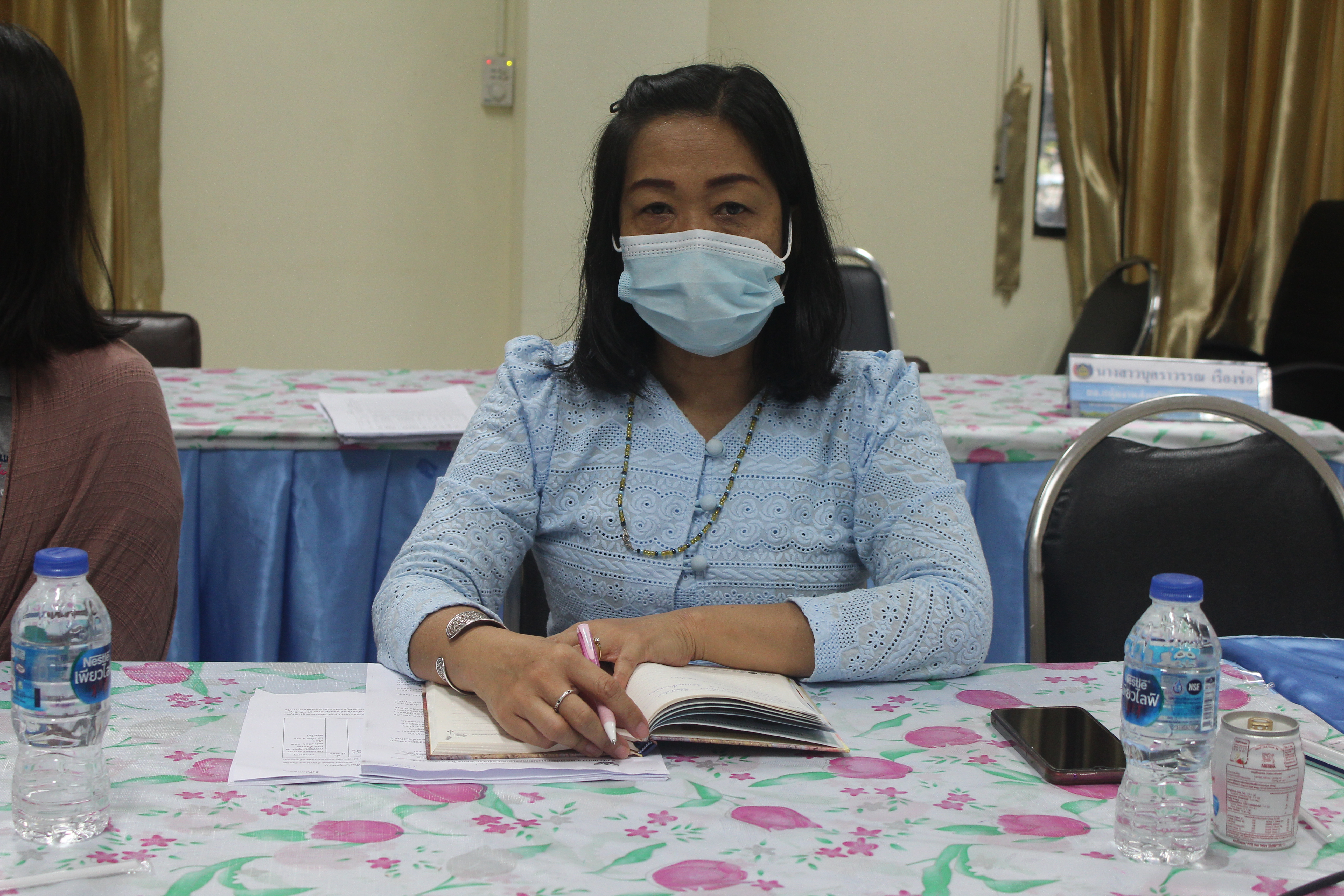 พช.หนองคาย นำพนักงานราชการเฉพาะกิจฯ เข้าร่วมปฐมนิเทศพนักงานราชการเฉพาะกิจ สำนักงานพัฒนาชุมชนจังหวัด เพื่อช่วยเหลือผู้ได้รับผลกระทบจากสถานการณ์การแพร่ระบาดของโรคติดเชื้อไวรัสโคโรนา 2019 (โควิด-19)