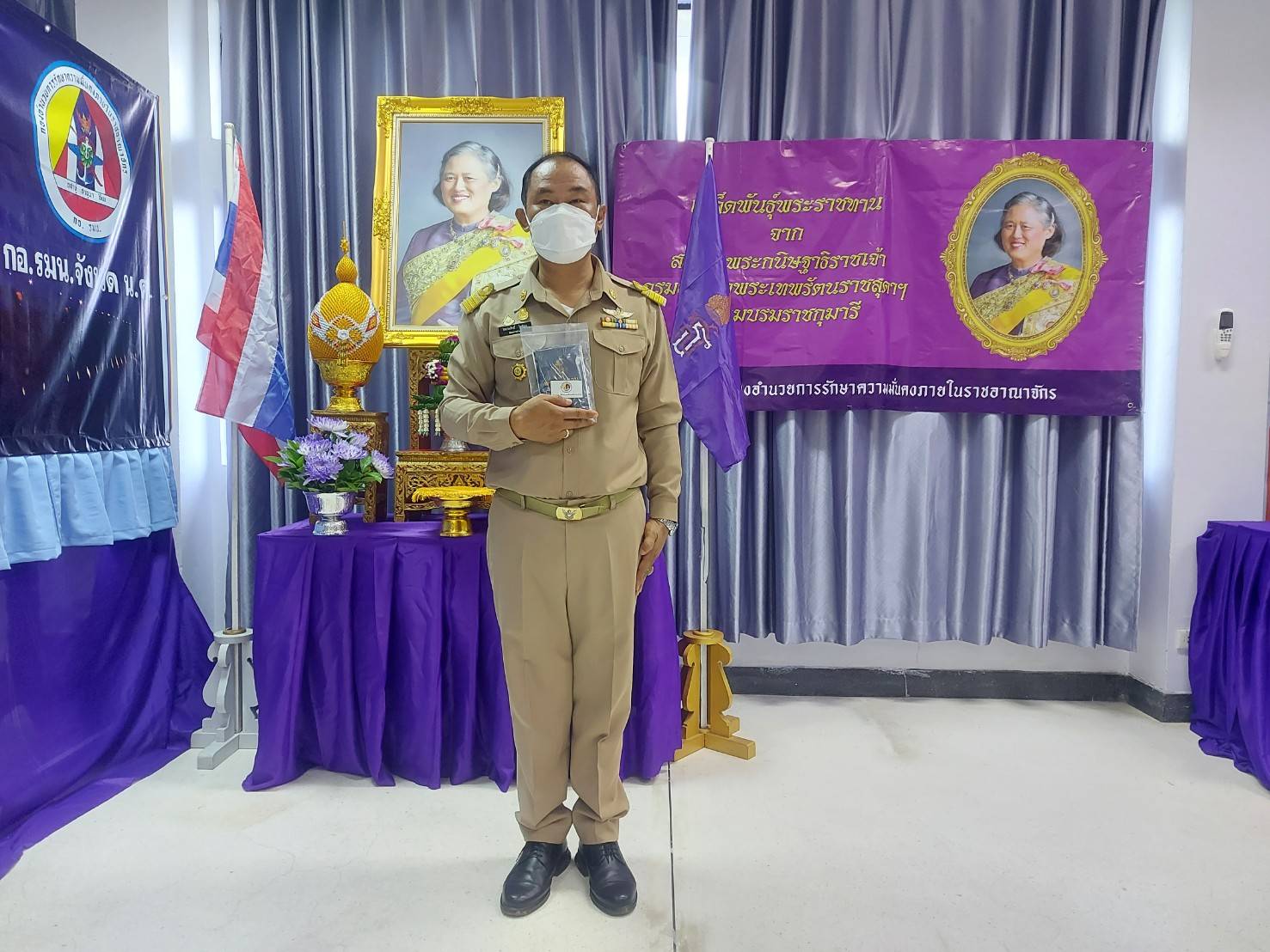 พช.หนองคาย จับมือ กอ.รมน. รับมอบเมล็ดพันธุ์พระราชทาน บูรณาการขยายผลโครงการอนุรักษ์พันธุกรรมพืช อันเนื่องมาจากพระราชดำริ