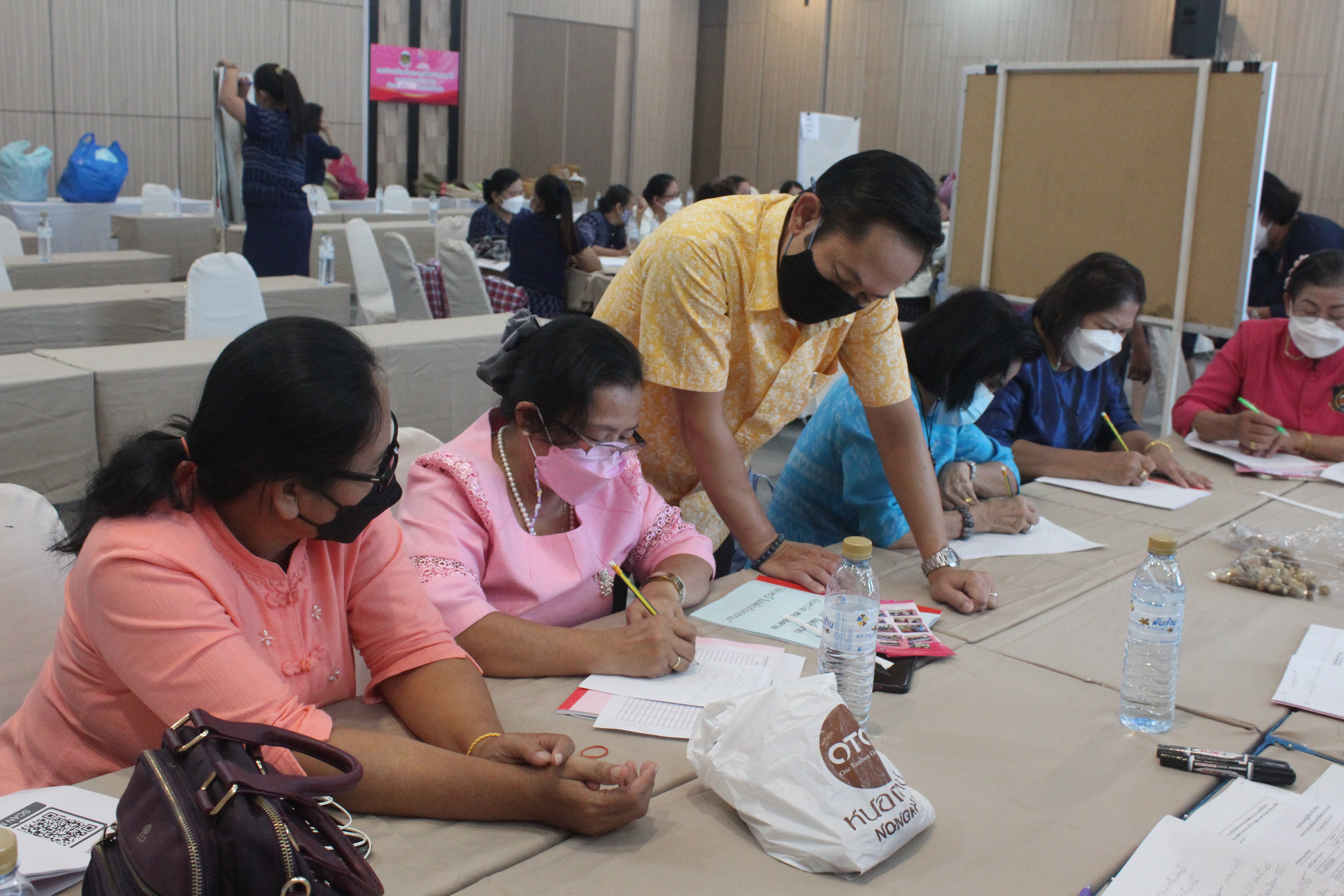 จังหวัดหนองคาย เชิดชูเกียรติกองทุนพัฒนาบทบาทสตรี ดีเด่น ที่มีการบริหารจัดการหนี้เกินกำหนดชำระดีเด่น ประจำปี 2564