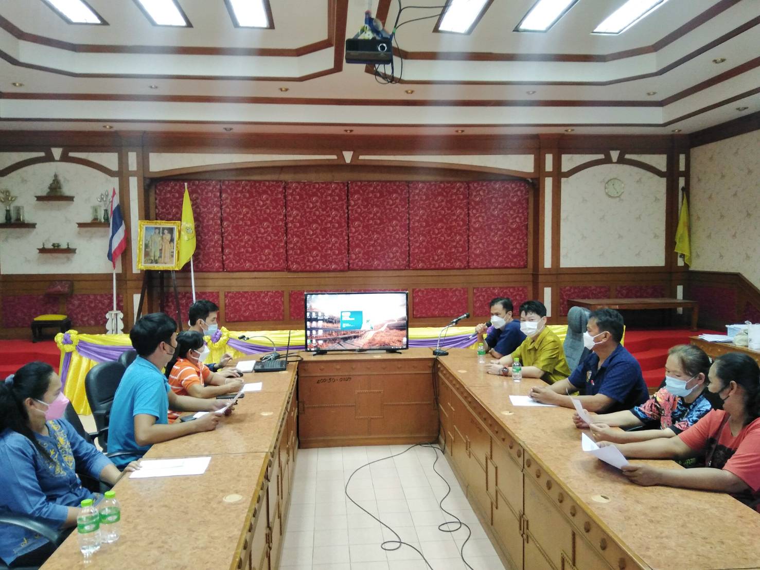 พช.หนองคาย ติดตามการดำเนินโครงการนำเสนอผลการจัดเก็บและรับรองคุณภาพข้อมูลความจำเป็นพื้นฐาน(จปฐ.) ระดับอปท. ตำบลโพนสา อำเภอท่าบ่อ ประจำปี 2564 ณ ห้องประชุมองค์การบริหารส่วนตำบลโพนสา ตำบลโพนสา อำเภอท่าบ่อ จังหวัดหนองคาย