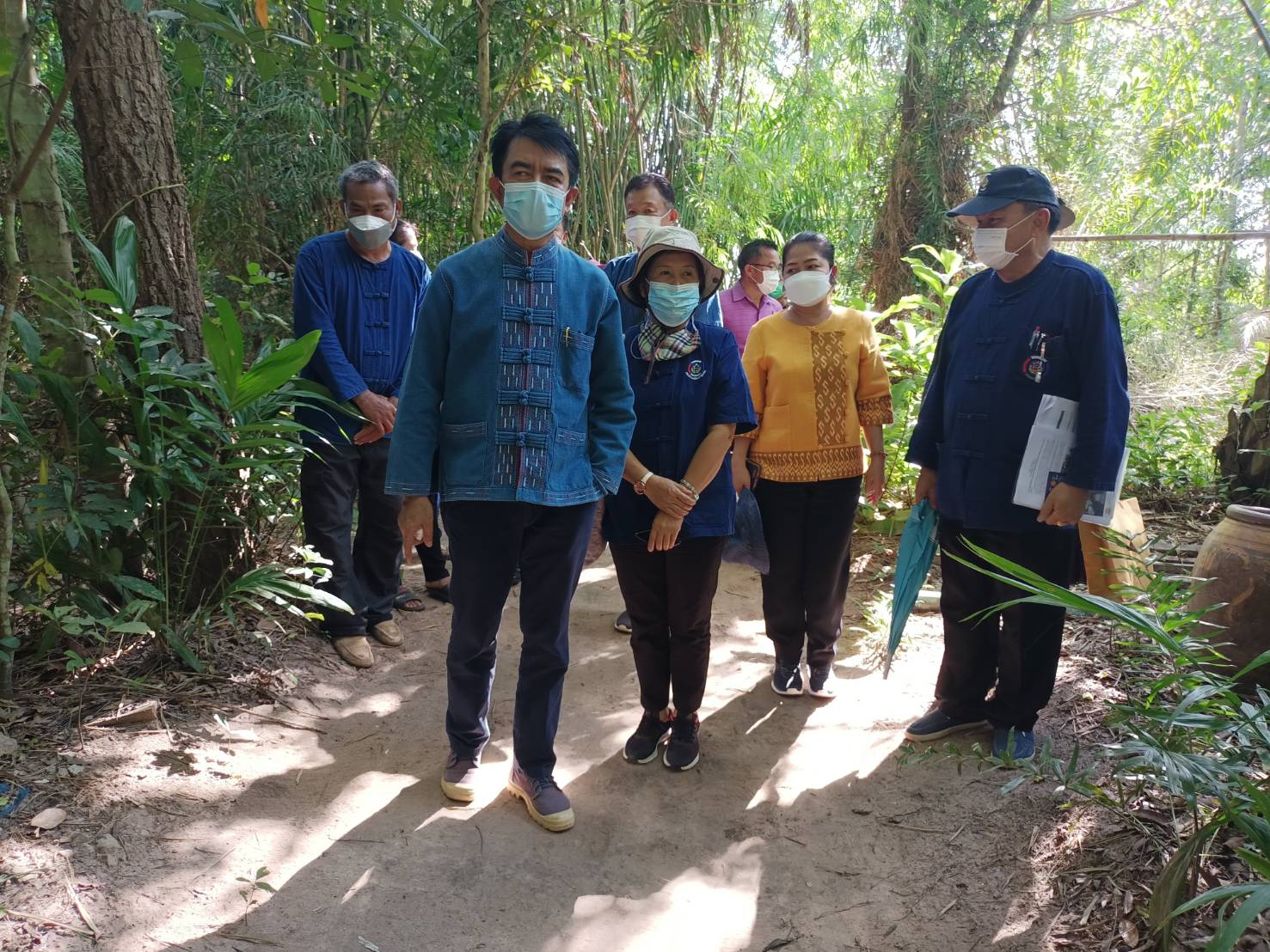 นายชัยวัฒน์ แสงศรี ผู้ตรวจราชการกรมการพัฒนาชุมชน เยี่ยมชมการดำเนินงานหมู่บ้านท่องเที่ยววิถีไทพวนโพธิ์ตาก และ การดำเนินงานโครงการพัฒนาพื้นที่ต้นแบบการพัฒนาคุณภาพชีวิตตามหลักทฤษฎีใหม่ ประยุกต์สู่ “โคก หนอง นา โมเดล” ในพื้นที่อำเภอโพธิ์ตาก จังหวัดหนองคาย