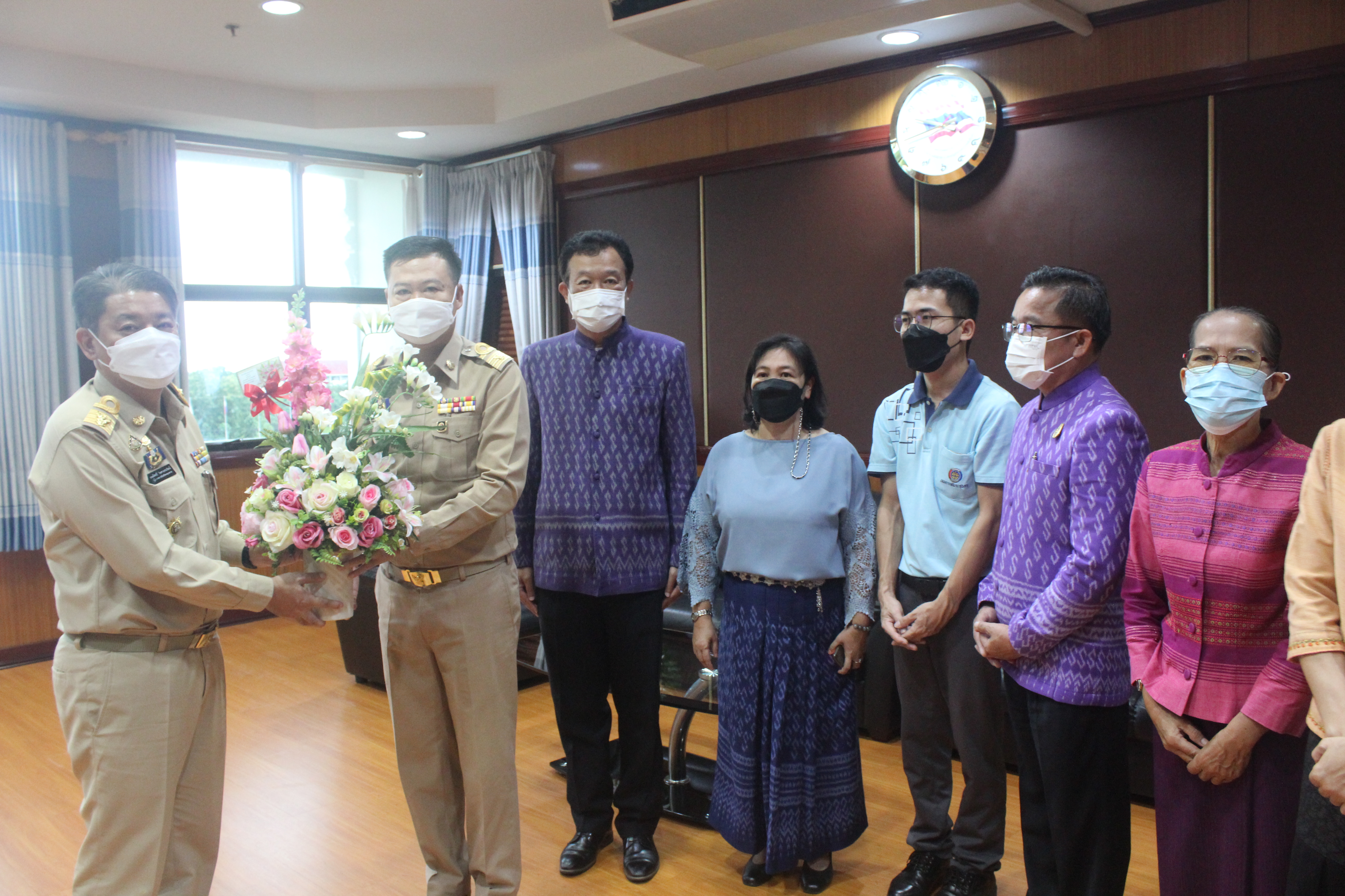 พช.หนองคาย เข้ารายงานตัวต่อ นายมนต์สิทธิ์ ไพศาลธนวัฒน์ ผู้ว่าราชการจังหวัดหนองคายคนใหม่