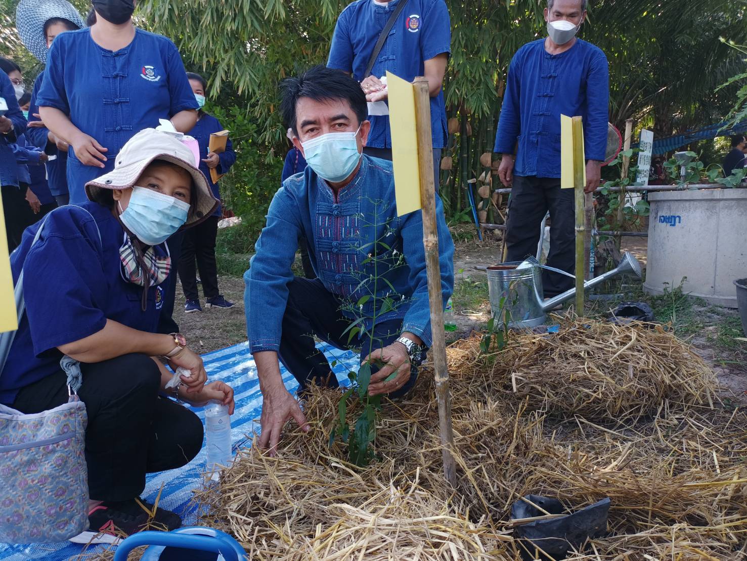 นายชัยวัฒน์ แสงศรี ผู้ตรวจราชการกรมการพัฒนาชุมชน เยี่ยมชมการดำเนินงานหมู่บ้านท่องเที่ยววิถีไทพวนโพธิ์ตาก และ การดำเนินงานโครงการพัฒนาพื้นที่ต้นแบบการพัฒนาคุณภาพชีวิตตามหลักทฤษฎีใหม่ ประยุกต์สู่ “โคก หนอง นา โมเดล” ในพื้นที่อำเภอโพธิ์ตาก จังหวัดหนองคาย