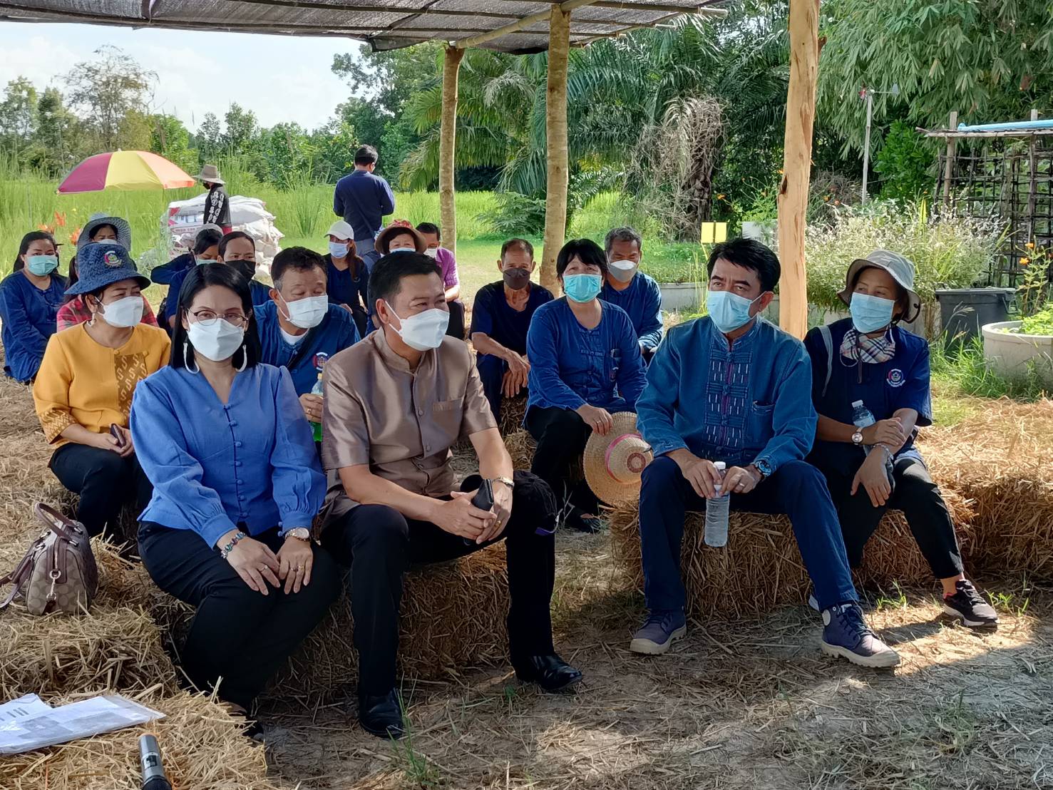 นายชัยวัฒน์ แสงศรี ผู้ตรวจราชการกรมการพัฒนาชุมชน เยี่ยมชมการดำเนินงานหมู่บ้านท่องเที่ยววิถีไทพวนโพธิ์ตาก และ การดำเนินงานโครงการพัฒนาพื้นที่ต้นแบบการพัฒนาคุณภาพชีวิตตามหลักทฤษฎีใหม่ ประยุกต์สู่ “โคก หนอง นา โมเดล” ในพื้นที่อำเภอโพธิ์ตาก จังหวัดหนองคาย