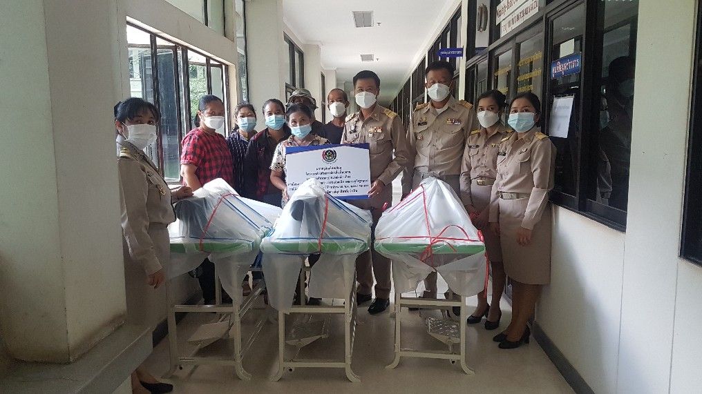 พช.หนองคาย ส่งมอบครุภัณฑ์และวัสดุ ให้กับหมู่บ้านท่องเที่ยวตามโครงการส่งเสริมการท่องเที่ยวในชุมชนและยกระดับมาตรฐานแหล่งท่องเที่ยวตามโครงการพัฒนาและเสริมสร้างความเข้มแข็งของเศรษฐกิจฐานรากภายใต้งบประมาณรายจ่ายประจำปีงบระมาณ พ.ศ.๒๕๖๔ งบกลางรายการเงินสำรองจ่ายเพื่อกรณีฉุกเฉินหรือจำเป็น