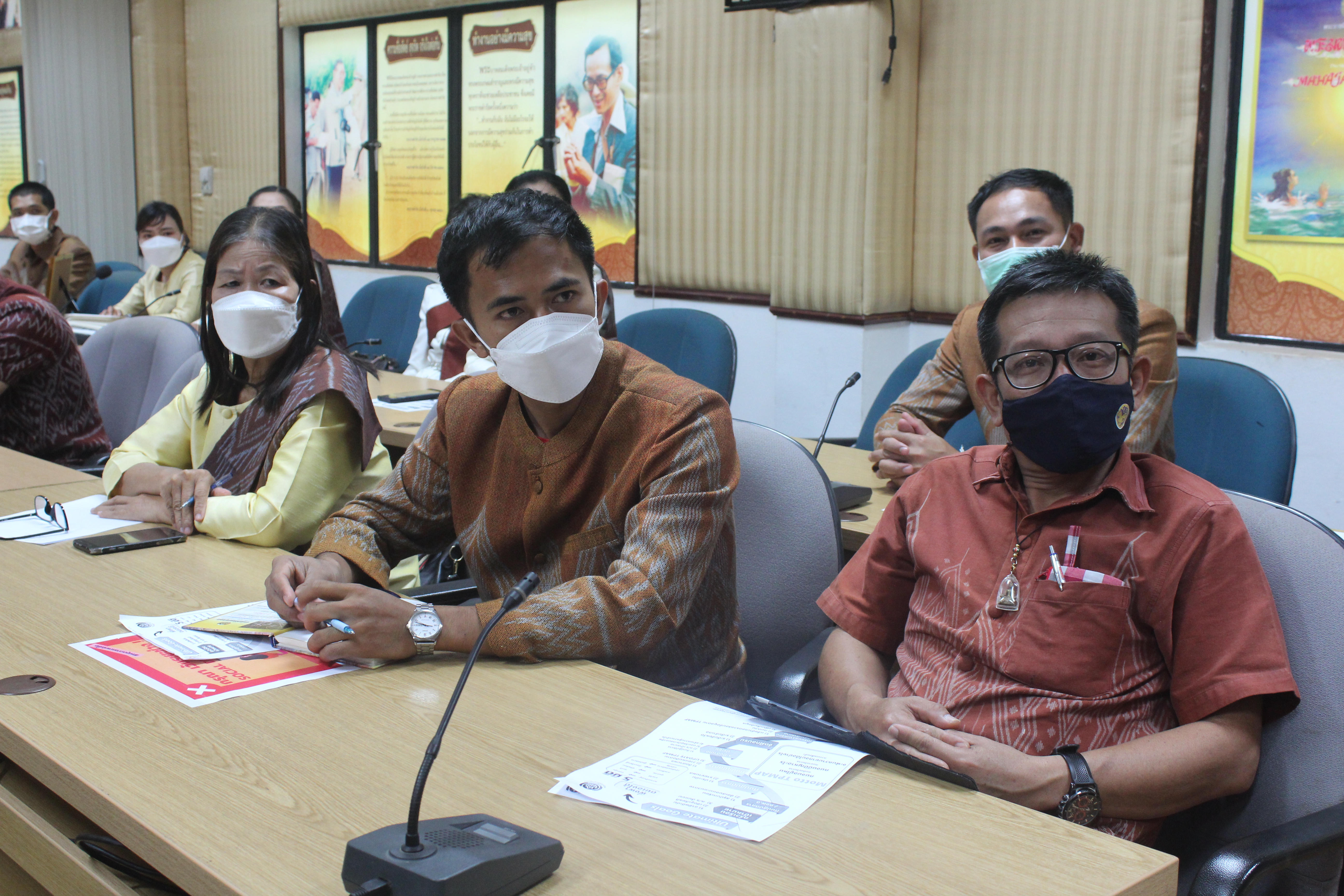 พช.หนองคาย ประชุมมอบแนวทางการขับเคลื่อนงานพัฒนาชุมชนจังหวัดหนองคาย ประจำปี 2565