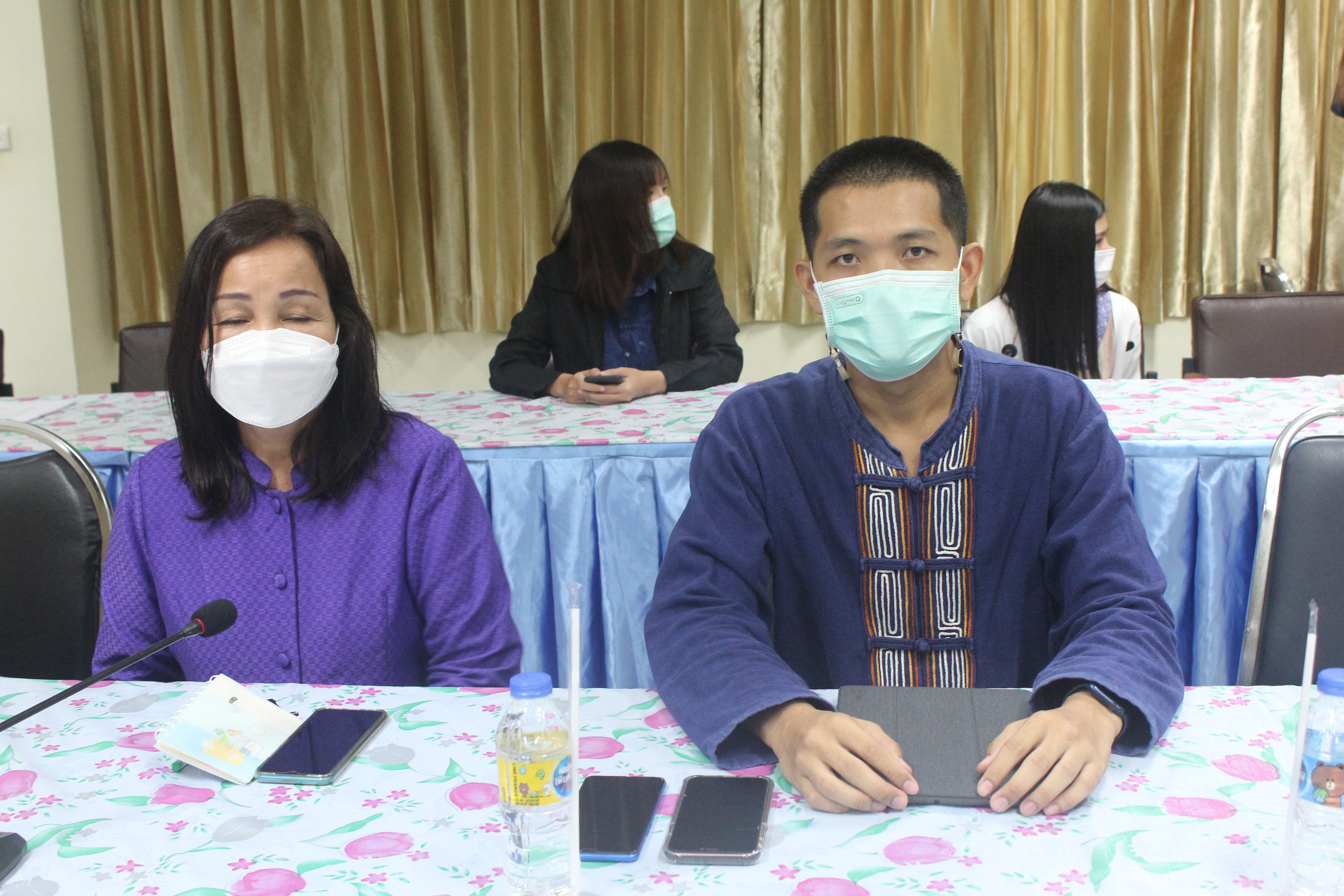 นายชัยวัฒน์ แสงศรี ผู้ตรวจราชการกรมการพัฒนาชุมชน เขตตรวจราชการที่ 10 กลุ่มจังหวัดภาคตะวันออกเฉียงเหนือตอนบน 1 ได้ประชุมติดตามการดำเนินงานพัฒนาชุมชนจังหวัดหนองคาย ประจำเดือน ตุลาคม 2564