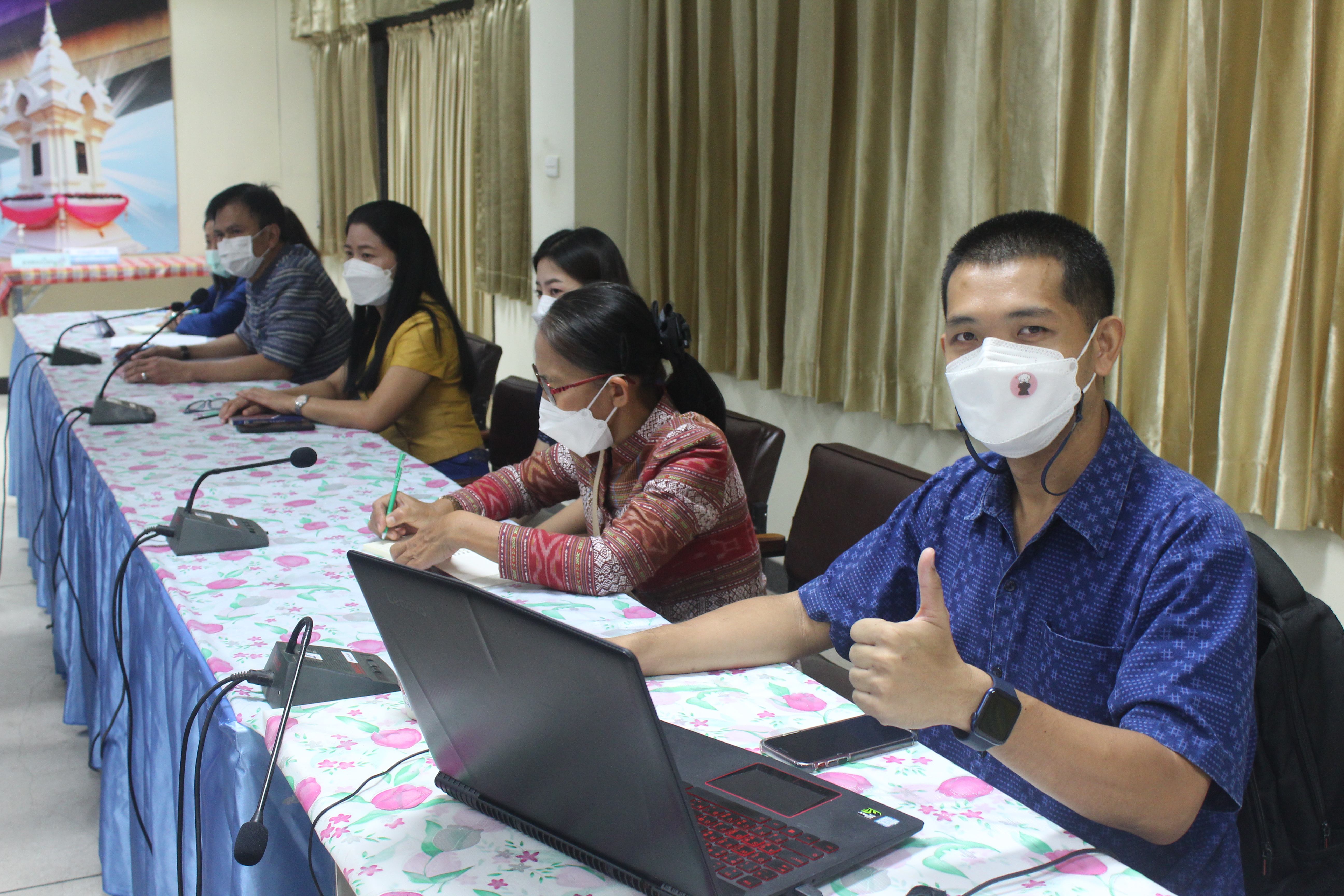 พช.หนองคาย ร่วมรับฟังการประชุมมอบนโยบายและแนวทางการดำเนินงานพัฒนาชุมชน ประจำปีงบประมาณ พ.ศ. ๒๕๖๕ ผ่านระบบวิดีทัศน์ทางไกล (Video Conference)
