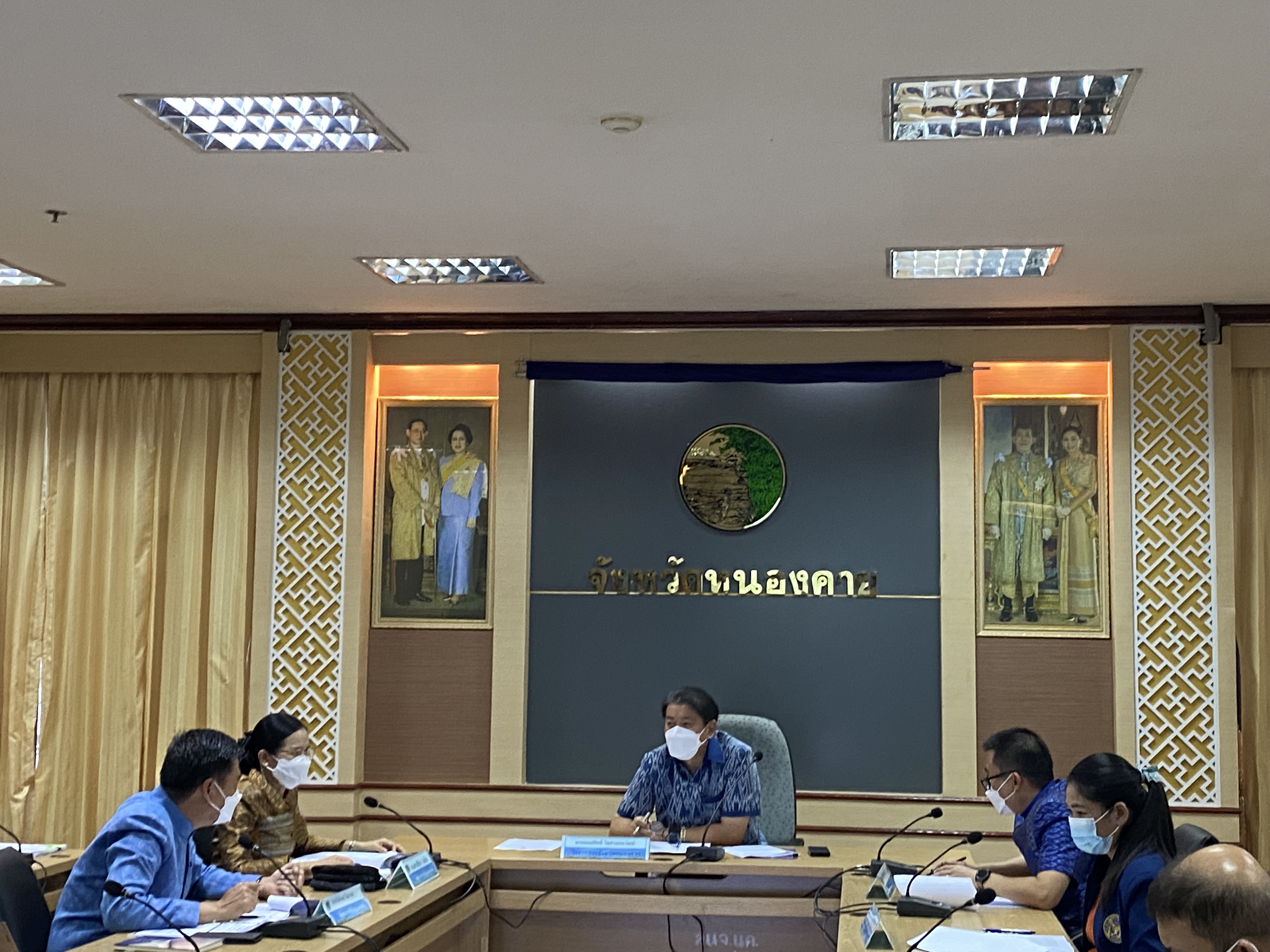 พช.หนองคาย ร่วมประชุมมอบนโยบายการขับเคลื่อนการดำเนินงานขจัดความยากจนและพัฒนาคนทุกช่วงวัยอย่างยั่งยืนตามหลักปรัชญาของเศรษฐกิจพอเพียง