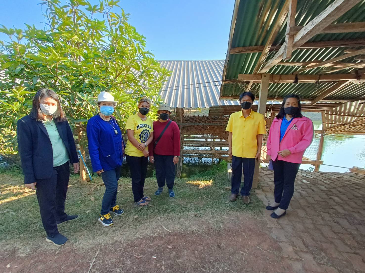 คณะอนุกรรมการบริหารกองทุนพัฒนาบทบาทสตรีจังหวัดหนองคาย ลงพื้นที่ติดตามประเมินและกลั่นกรองโครงการของสมาชิกกองทุนพัฒนาบทบาทสตรี ที่ยื่นขอกู้ยืมทุนหมุนเวียน อ.ท่าบ่อ