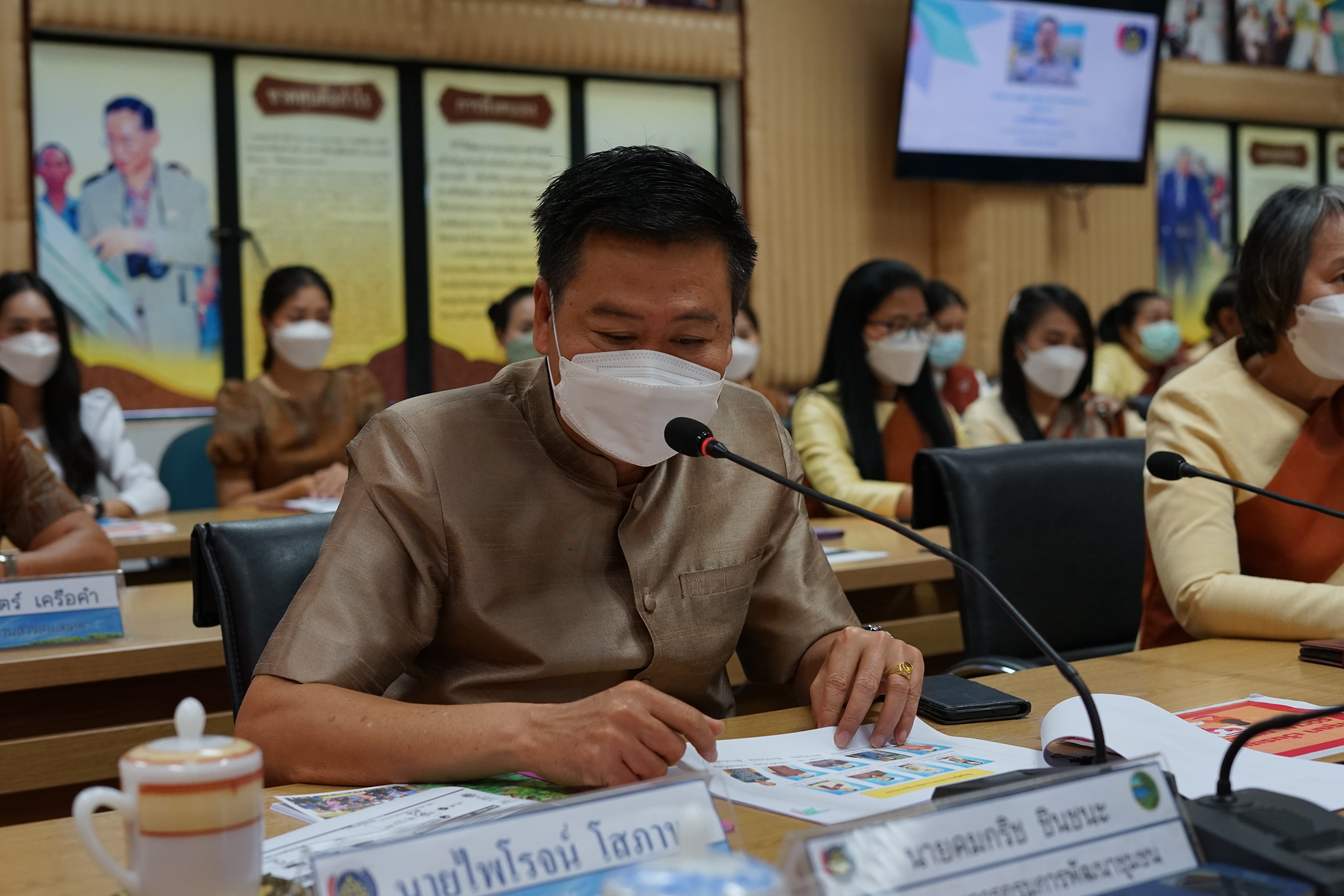 พช.หนองคาย รับการขับเคลื่อนงานพัฒนาชุมชนตามตัวชี้วัด จากนายคมกฤช ชินชนะ ผู้ตรวจราชการกรมการพัฒนาชุมชน เพื่อขับเคลื่อนงานพัฒนาชุมชนให้เป็นไปตามเป้าหมายและเพิ่มประสิทธิภาพการดำเนินงานของหน่วยงานในระดับพื้นที่