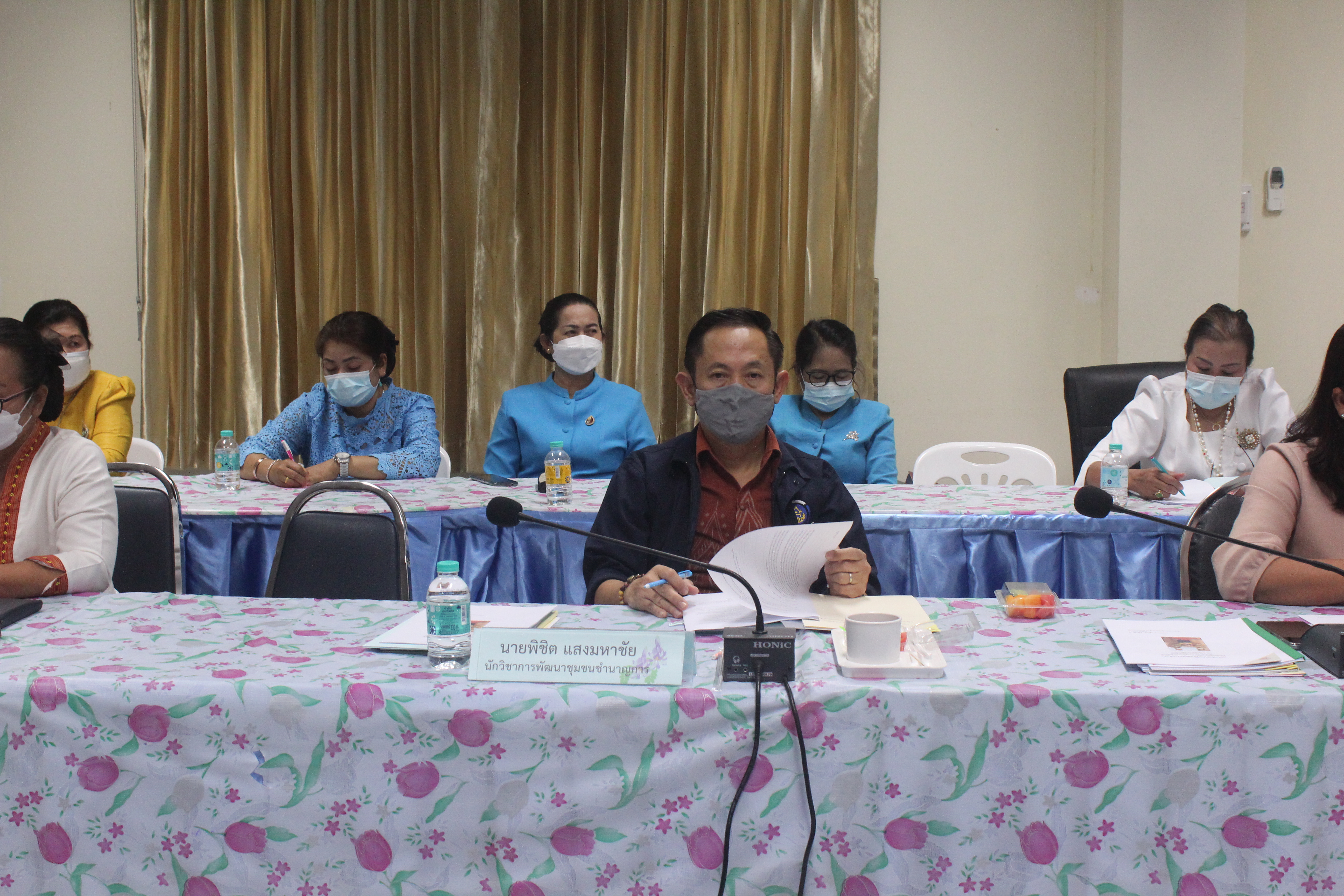 พช.หนองคาย คัดเลือกสตรีดีเด่นด้านการพัฒนาชุมชน ประจำปี 2564 เพื่อประกาศเกียรติคุณเนื่องในวันสตรีสากล ประจำปี 2564