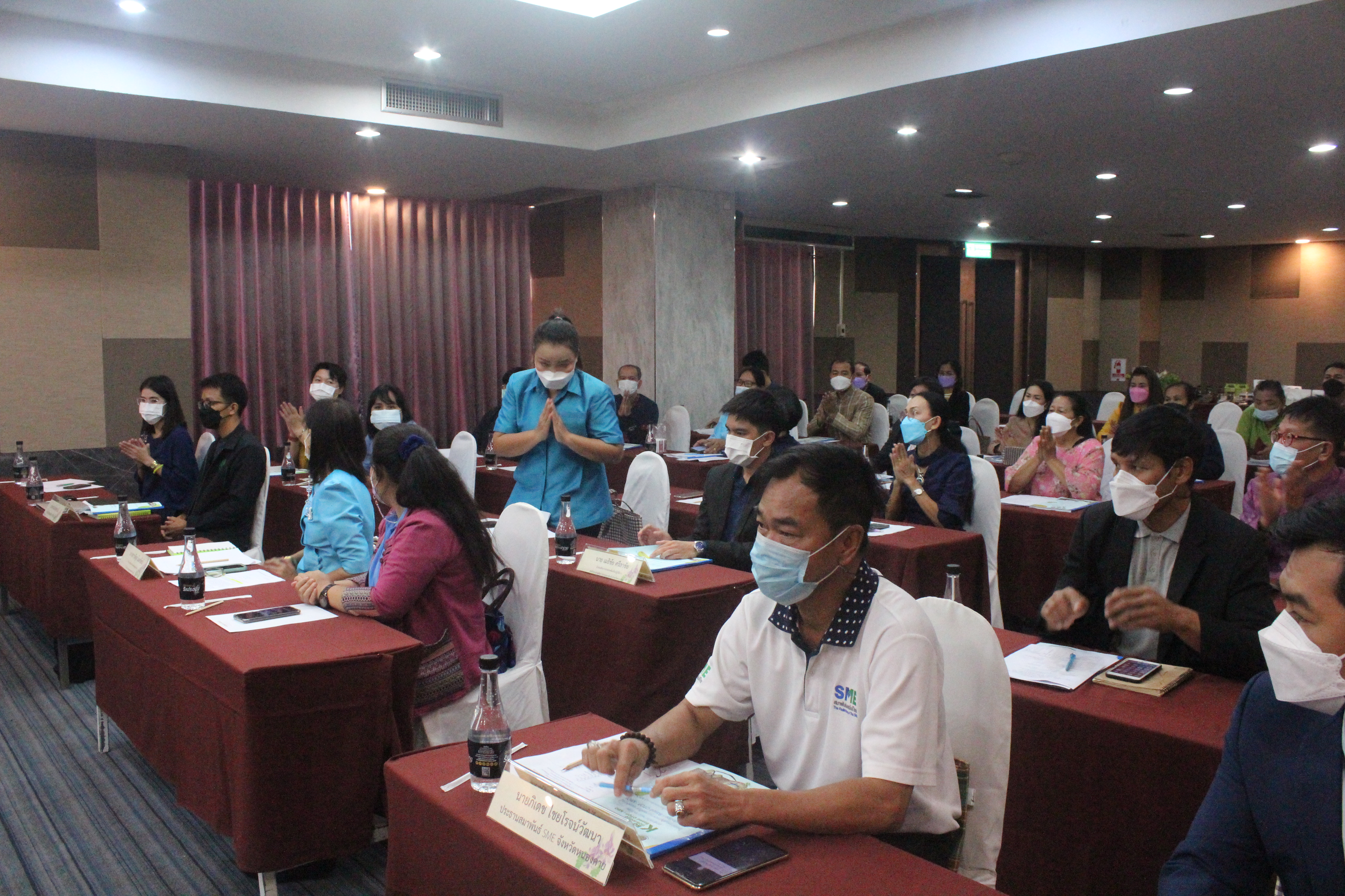 พช.หนองคาย ประชุมให้ความรู้แก่ผู้ผลิต ผู้ประกอบการ OTOP ตามโครงการส่งเสริมกระบวนการเครือข่ายองค์ความรู้ (Knowledge – Based OTOP : KBO)