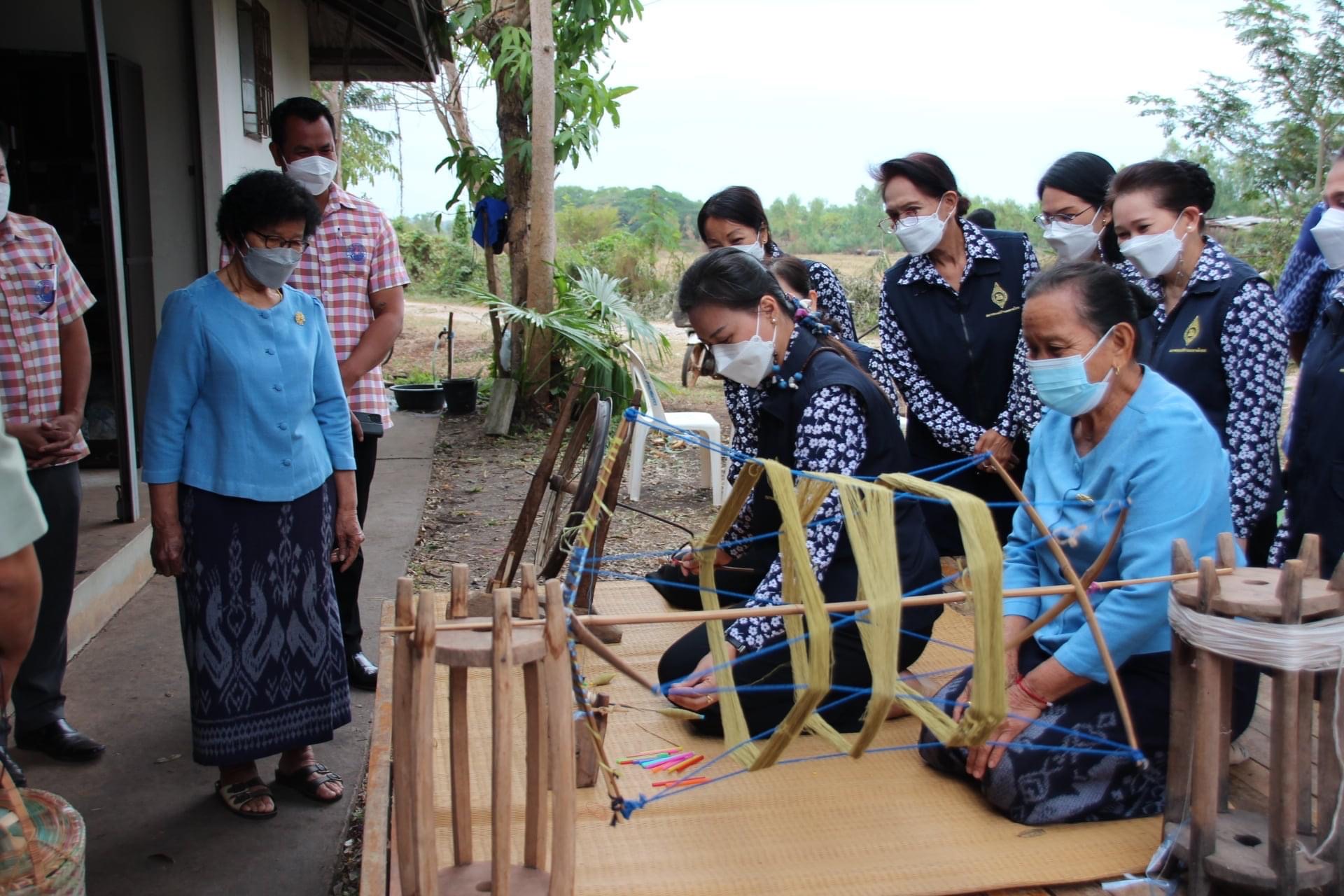 พช.หนองคาย ร่วมกิจกรรมการลงพื้นที่ติดตามภารกิจชมรมแม่บ้านมหาดไทยจังหวัดหนองคาย ของชมรมแม่บ้านมหาดไทยจังหวัดหนองคาย ในพื้นที่อำเภอเมืองหนองคาย จังหวัดหนองคาย
