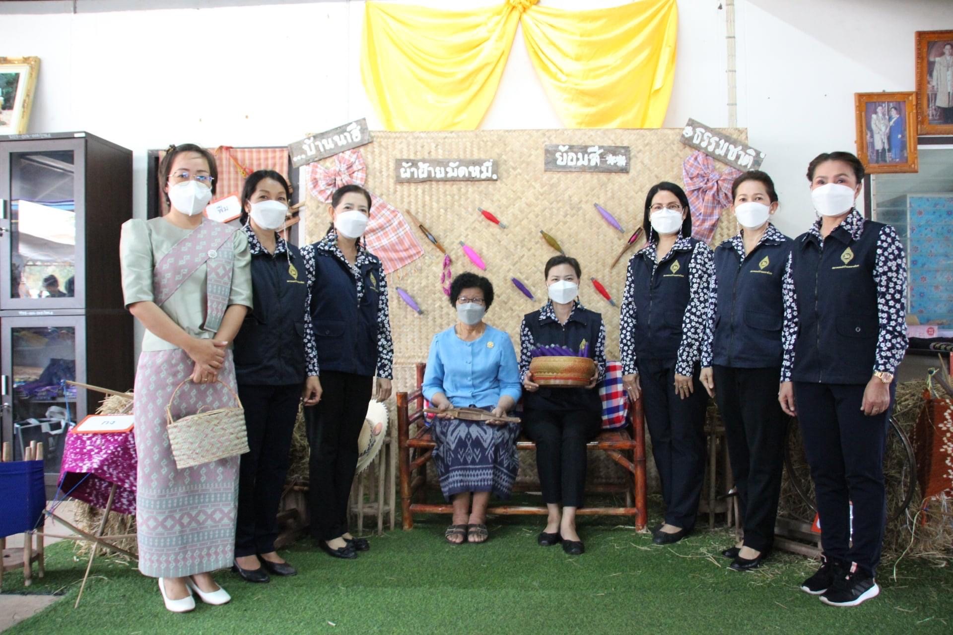 พช.หนองคาย ร่วมกิจกรรมการลงพื้นที่ติดตามภารกิจชมรมแม่บ้านมหาดไทยจังหวัดหนองคาย ของชมรมแม่บ้านมหาดไทยจังหวัดหนองคาย ในพื้นที่อำเภอเมืองหนองคาย จังหวัดหนองคาย