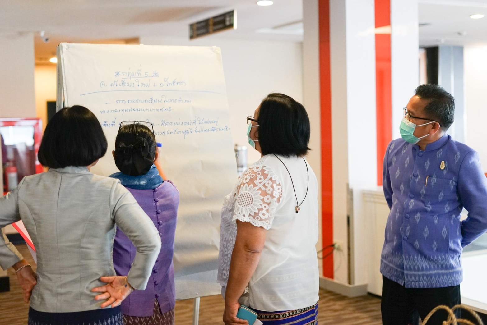 พช.หนองคาย จัดโครงการเพิ่มประสิทธิภาพการปฏิบัติงานกองทุนพัฒนาบทบาทสตรีแก่กลไกการขับเคลื่อนกองทุนพัฒนาบทบาทสตรี ระดับจังหวัด