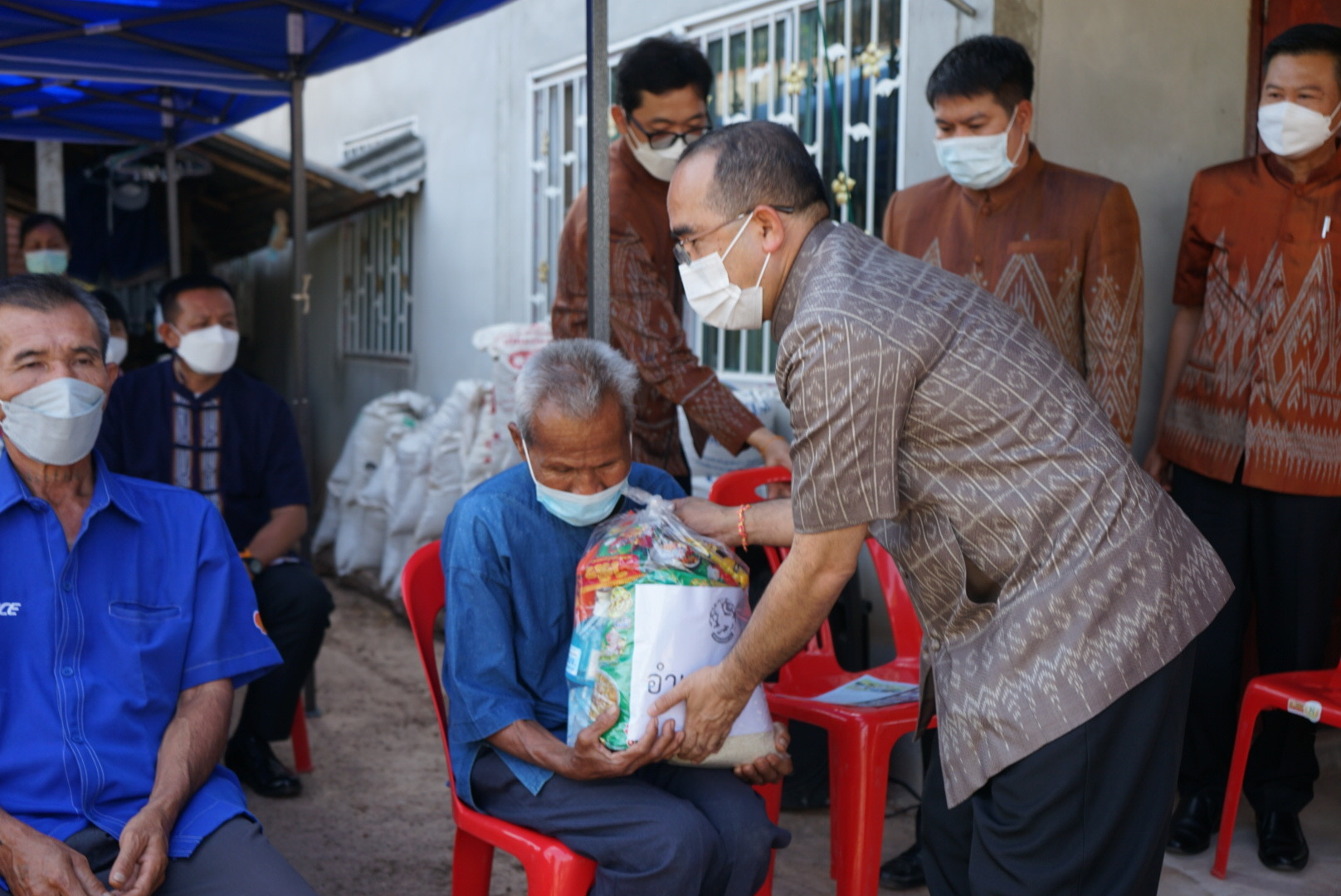 อธิบดีกรมการพัฒนาชุมชน มอบนโยบายการขับเคลื่อนการดำเนินงานและลงพื้นที่ติดตามการขับเคลื่อนงานพัฒนาชุมชน ในพื้นที่จังหวัดหนองคาย