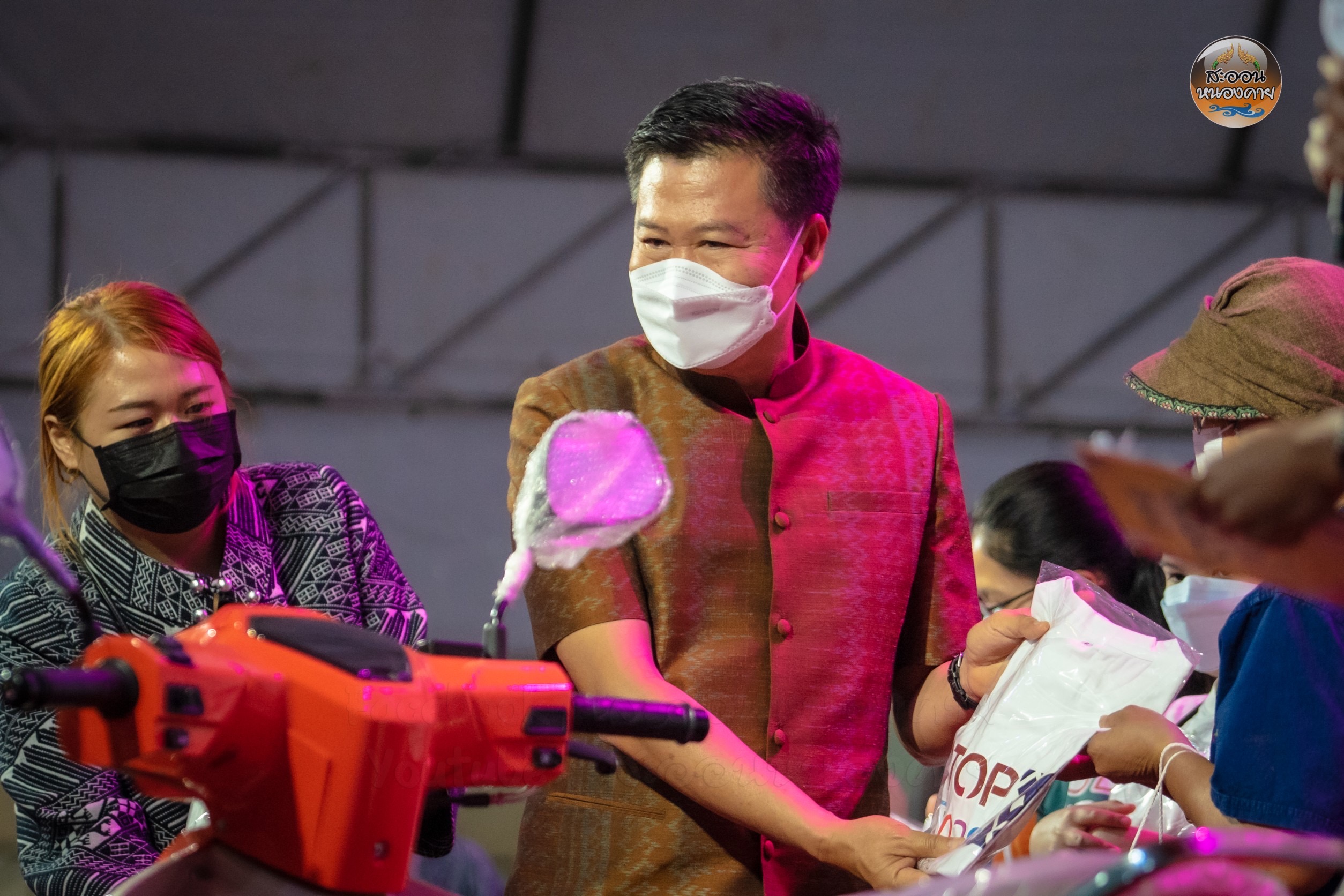 จบลงอย่างสวยงาม กับงาน OTOP ภูมิภาค ความสุขผลิบานทั่วไทย จังหวัดหนองคาย ยอดขายกว่า 13 ล้านบาท กระตุ้นเศรษฐกิจในสถานการณ์โควิด