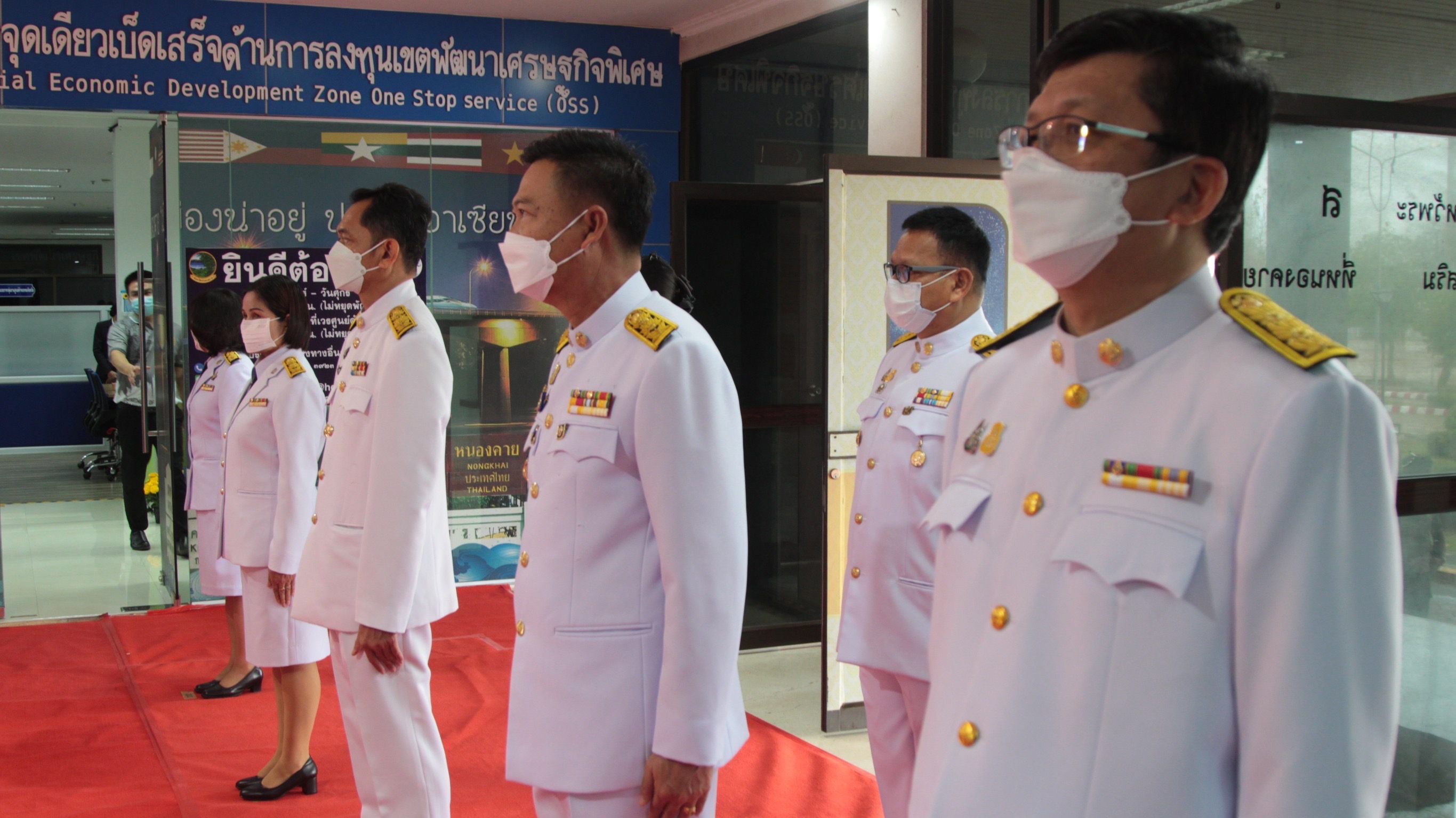 พช.หนองคาย ร่วมพิธีมอบปฏิทินหลวงพุทธศักราช 2565 พระราชทานสำหรับความสุขปีใหม่