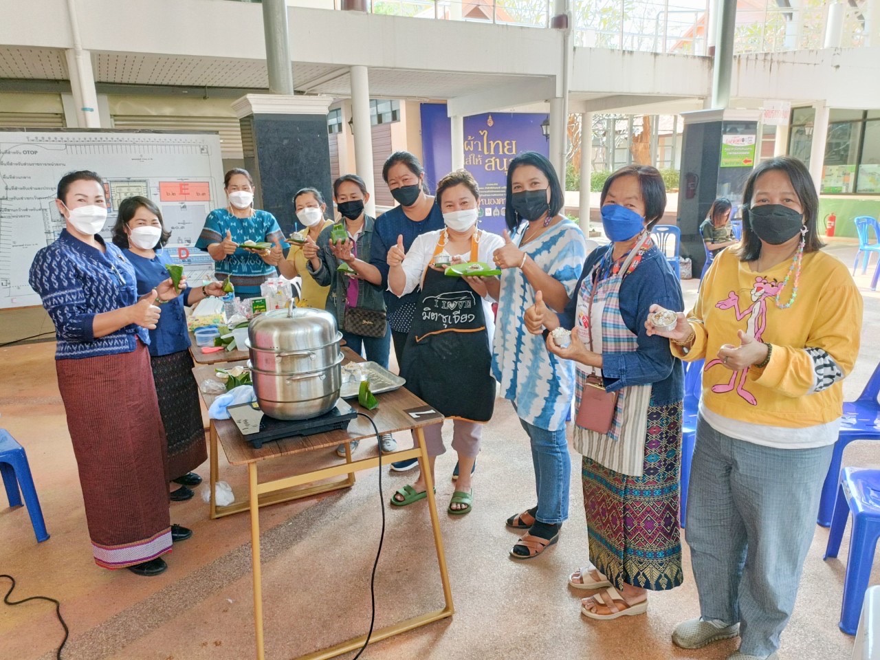 พช.หนองคาย จัดโครงการส่งเสริมช่องทางการตลาดผลิตภัณฑ์กลุ่มอาชีพสมาชิกกองทุนพัฒนาบทบาทสตรี