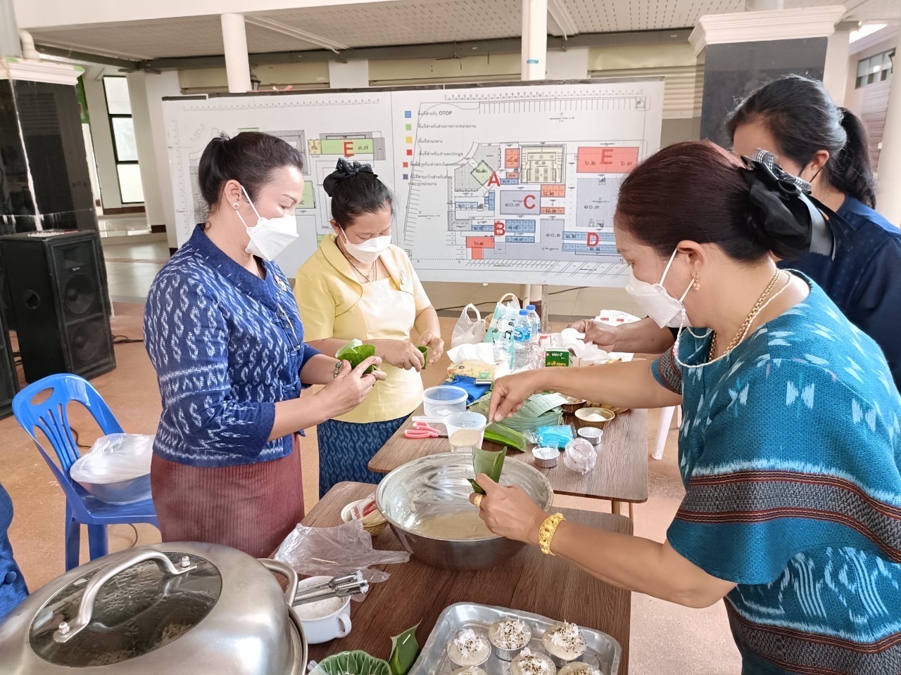 พช.หนองคาย จัดโครงการส่งเสริมช่องทางการตลาดผลิตภัณฑ์กลุ่มอาชีพสมาชิกกองทุนพัฒนาบทบาทสตรี