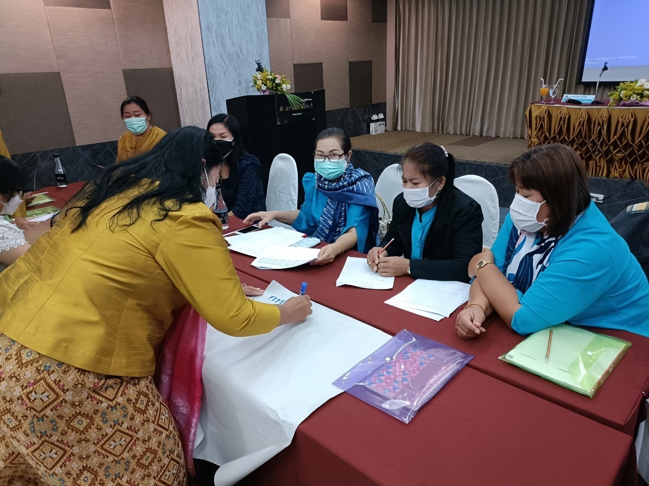 พช.หนองคาย จัดโครงการพัฒนาระบบบริหารจัดการกองทุนและการประเมินผลทุนหมุนเวียนกองทุนพัฒนาบทบาทสตรีดีประจำปีบัญชี 2565