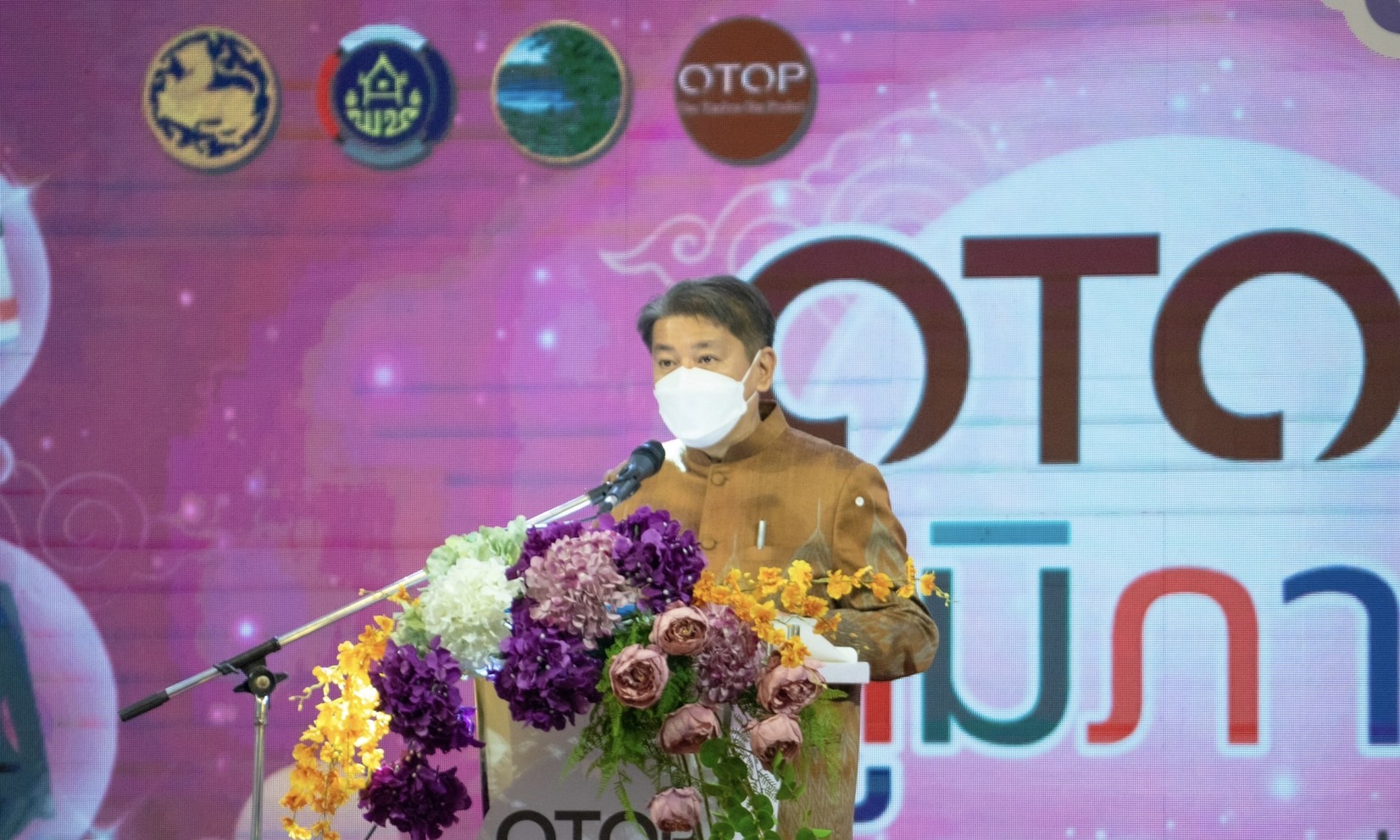 กรมการพัฒนาชุมชน สร้างความสุขผลิบาน ในงาน OTOP ภูมิภาค จังหวัดหนองคาย “ช้อป คุ้ม ครบ จบที่เดียว” กระตุ้นเศรษฐกิจฐานราก กระจายรายได้สู่ชุมชน