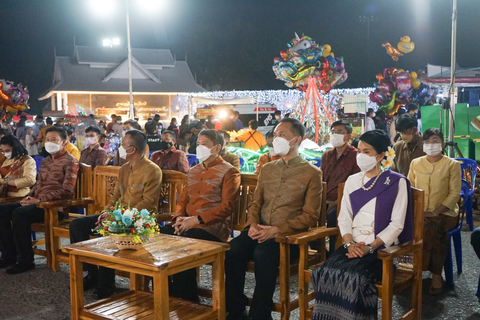 พช.หนองคาย ยกขบวนสินค้าผลิตภัณฑ์ชุมชน ของดี OTOP มาจัดแสดงและจำหน่าย ในงาน “ฉลองอนุสาวรีย์ปราบฮ่อ ใต้ร่มพระบารมี 195 ปี เมืองหนองคาย และงานกาชาด พ.ศ.2565”