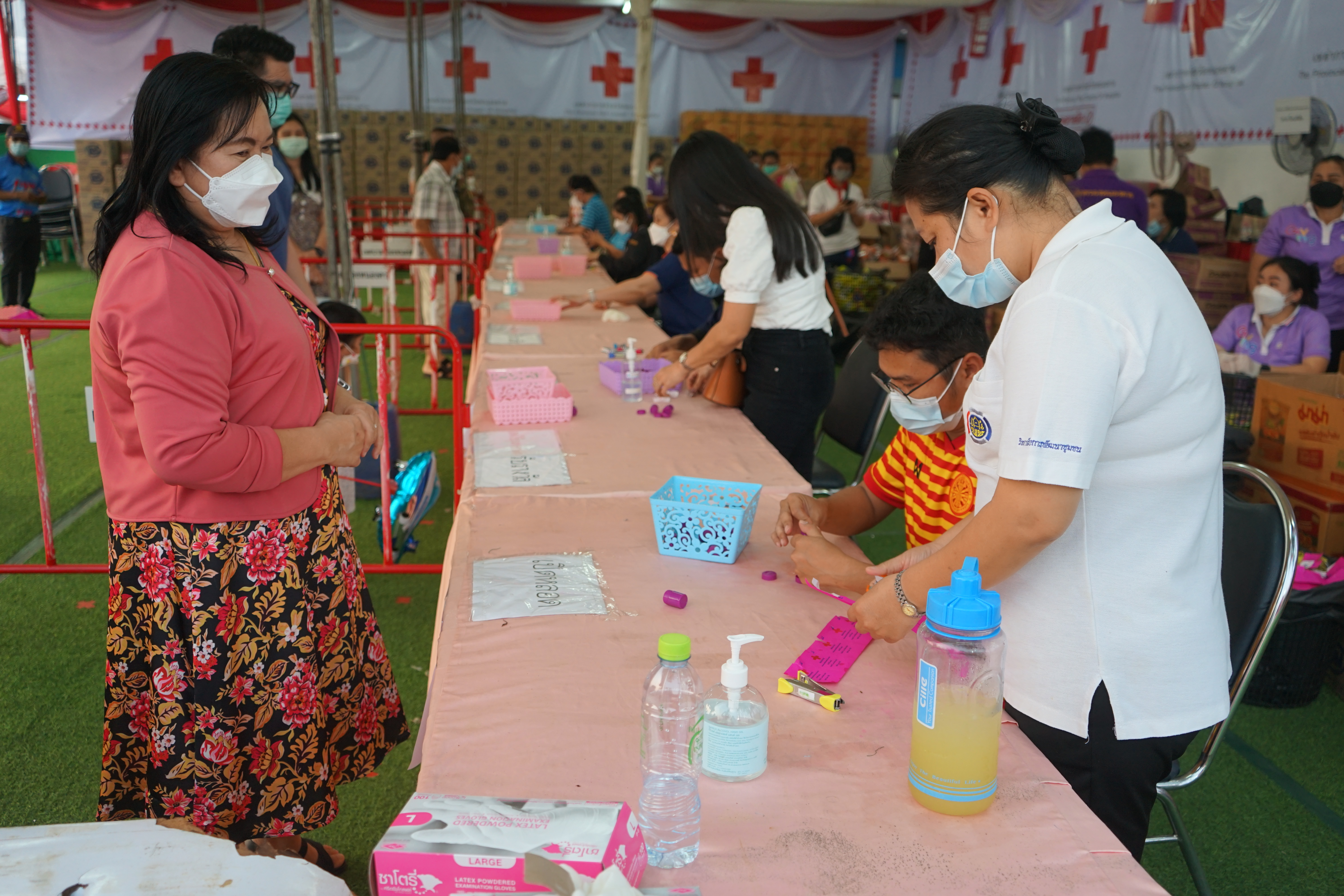 พช.หนองคาย ร่วมปฏิบัติหน้าที่งานกาชาด ประจำปี 2565