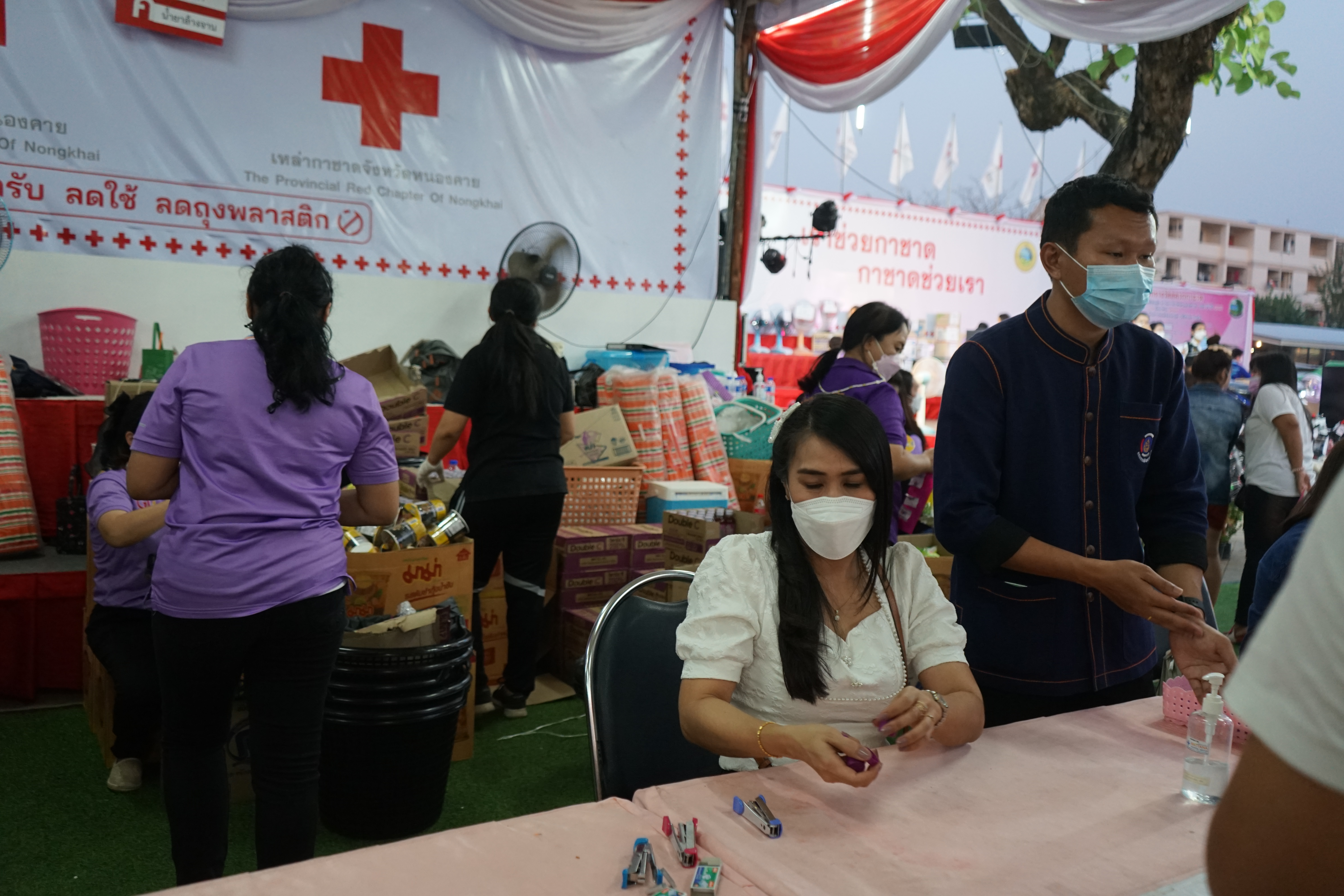 พช.หนองคาย ร่วมปฏิบัติหน้าที่งานกาชาด ประจำปี 2565